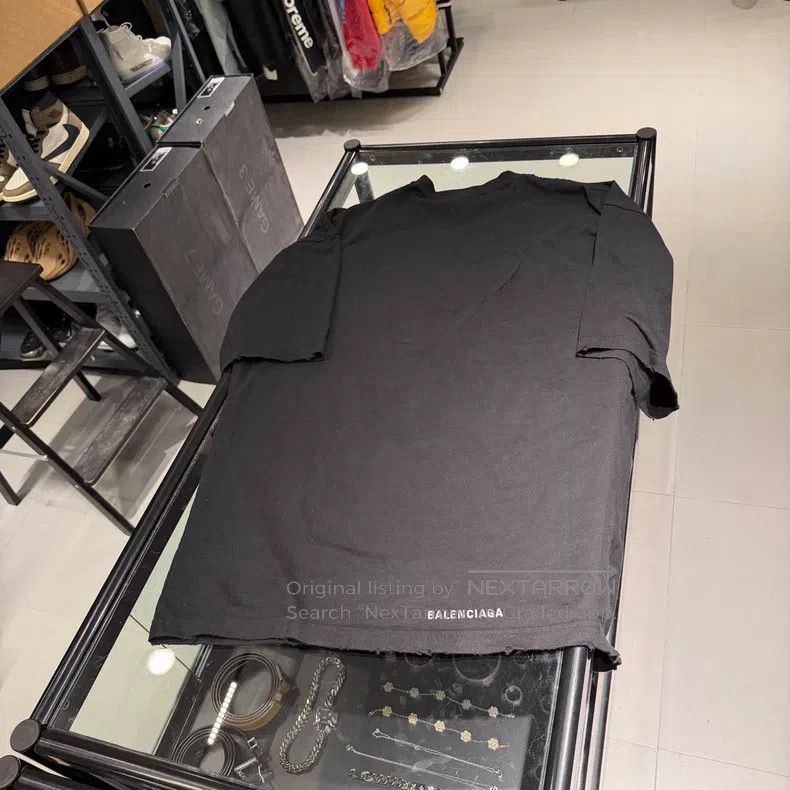 Balenciaga Balenciaga Qixi Festival Limited Love Print Short Sleeve T Size US XL / EU 56 / 4 - 3 Thumbnail