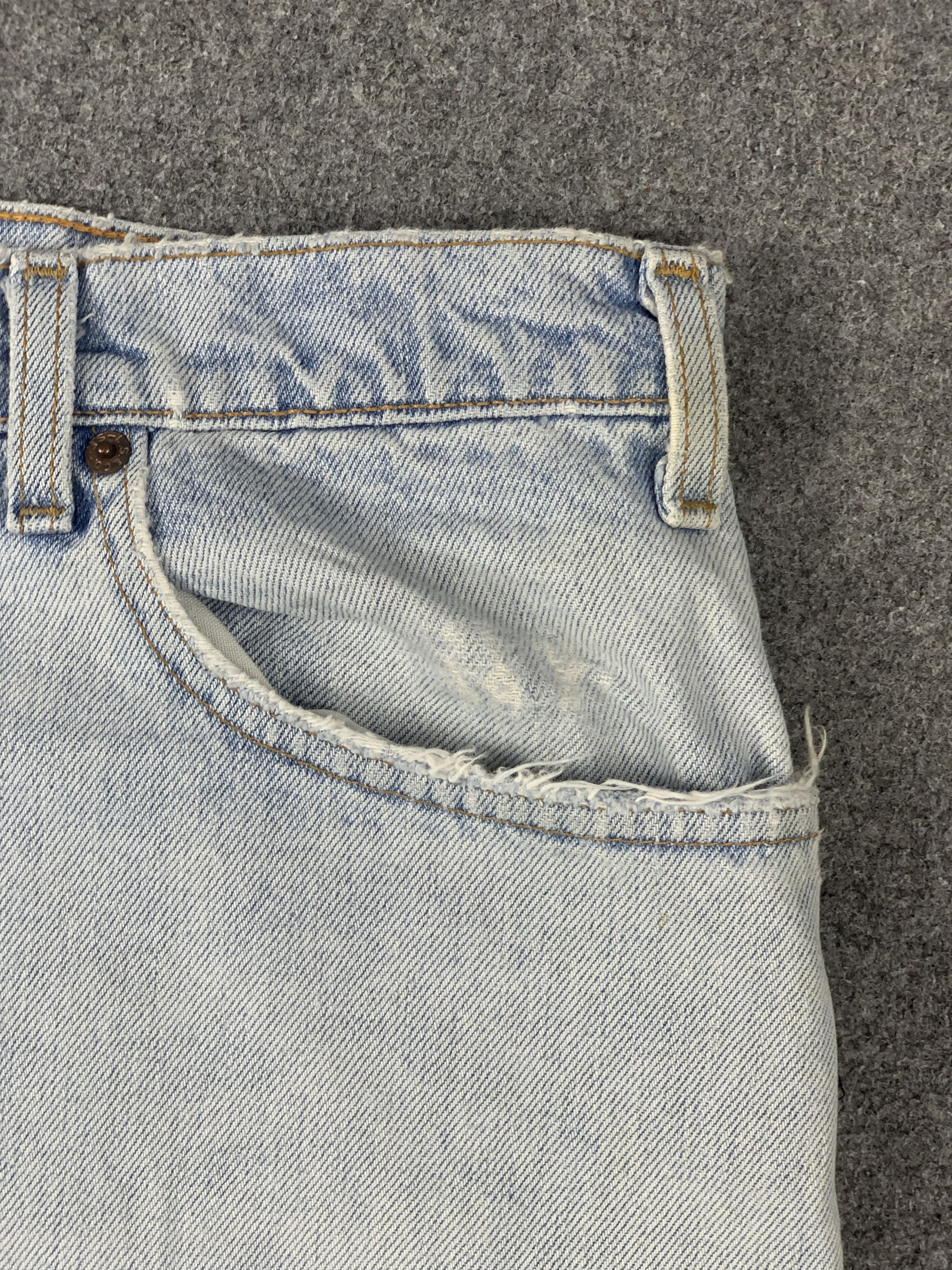 Levi's Vintage 90s Levis 560 Light Wash Jeans DP1995 Size US 40 / EU 56 - 10 Thumbnail
