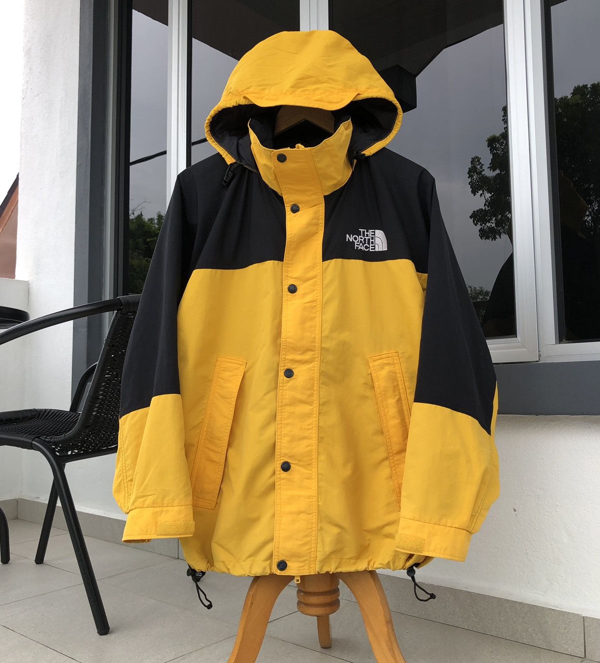 The North Face Vintage The North Face Mountain Light Anorak Jacket Size US M / EU 48-50 / 2 - 7 Thumbnail