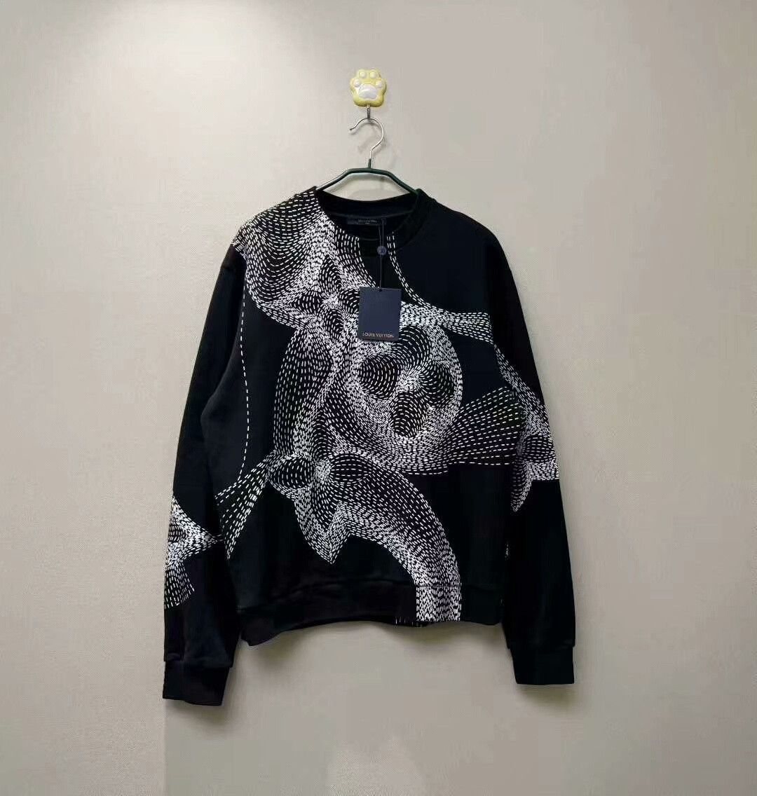Louis Vuitton louis vuitton black floral logo sweatshirt XL Size US XL / EU 56 / 4 - 1 Thumbnail