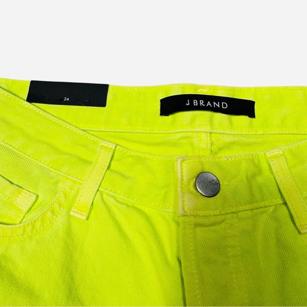 J Brand NWT New J Brand Joanie Rolled Boyfriend Lime Sherbet Shorts Size 24" / US 00 / IT 34 - 5 Thumbnail