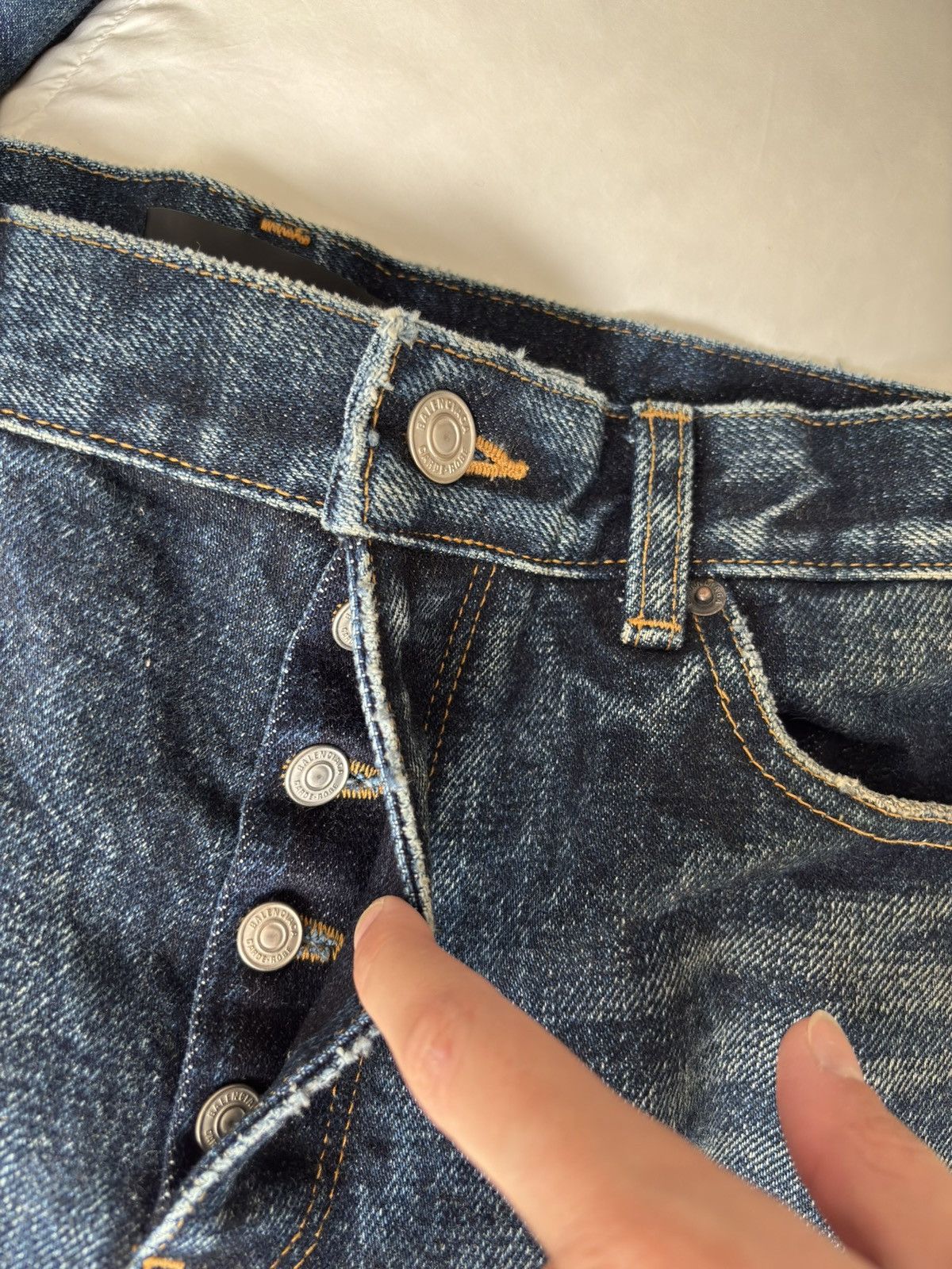 Balenciaga Balenciaga Catwash faded whiskers blue baggy wide-leg jeans Size US 31 - 12 Thumbnail