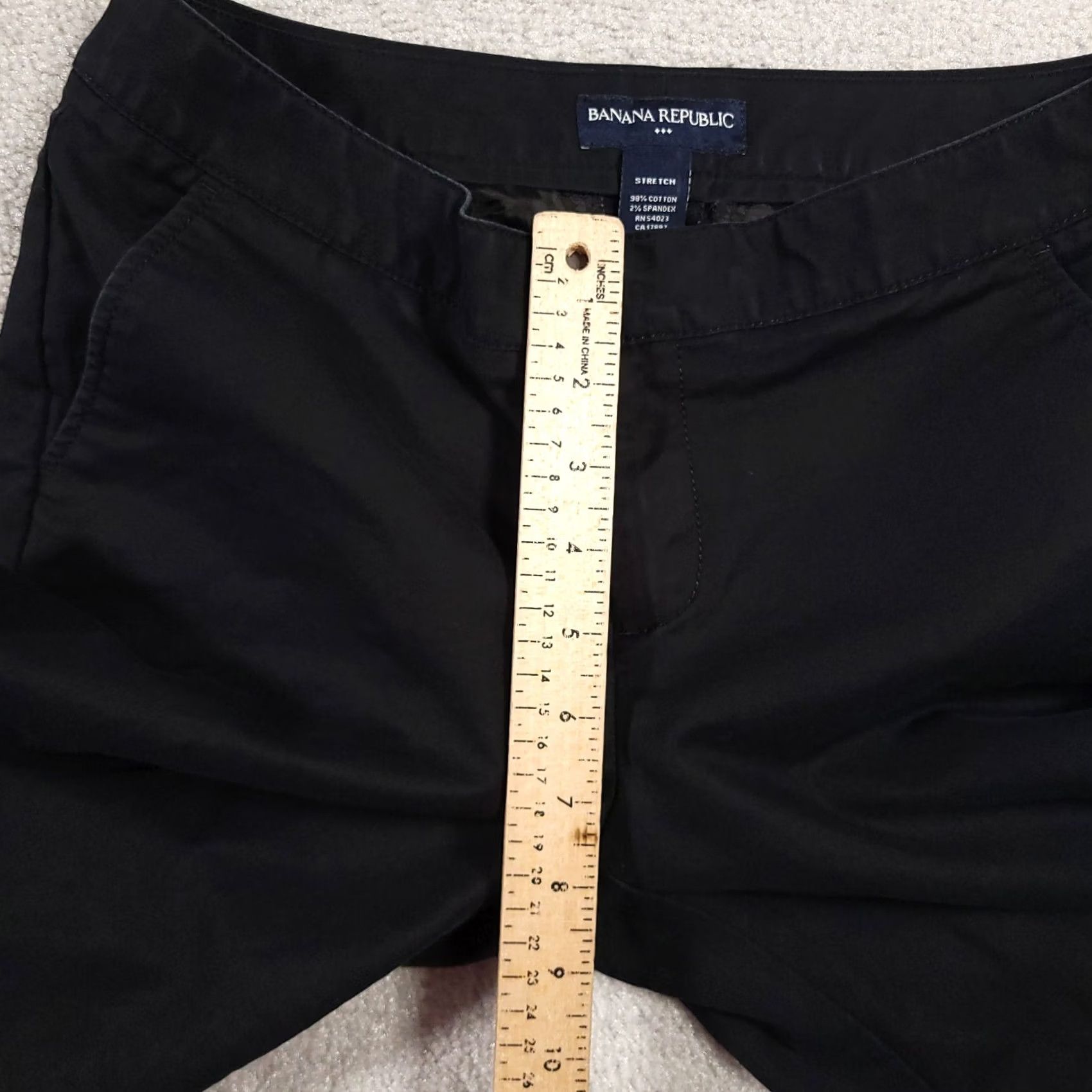 Banana Republic Banana Republic Bermuda Shorts Women's 4 Navy Blue Stretch Pockets Cuffed Regular Rise Low Inseam 11 in Flat Front Zip Front Machine Washable- Blue Size 27" / US 4 / IT 40 - 7 Thumbnail