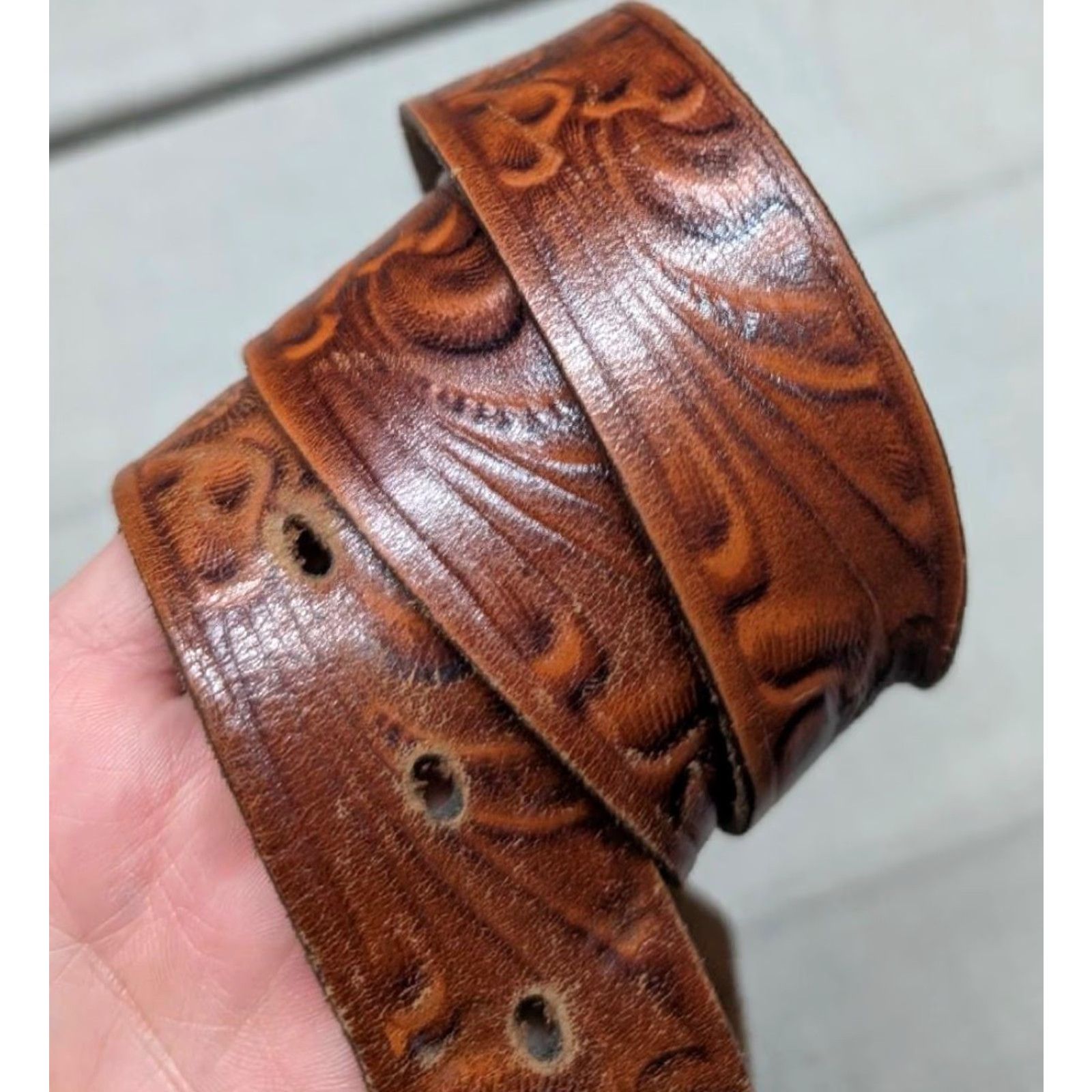 Vintage VINTAGE western belt brown 38 leather cowhide floral tooled belt Men Adult Regular 1-1/2" width Southwestern buckle snaps 34.5-42.5 Size 38 - 2 Thumbnail
