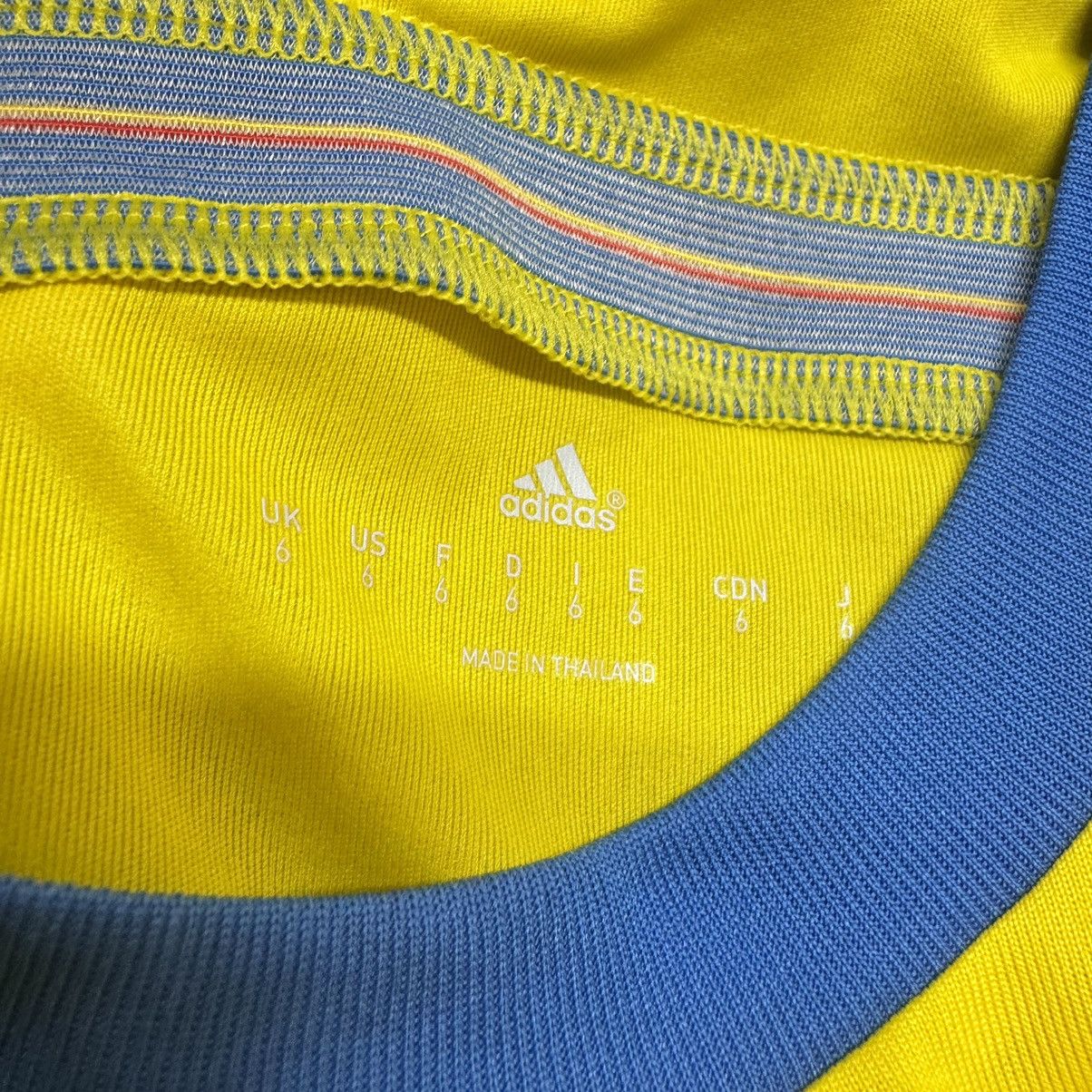 Adidas Sweden 14/15 match spare home shirt (Bnwt) Size US M / EU 48-50 / 2 - 5 Thumbnail