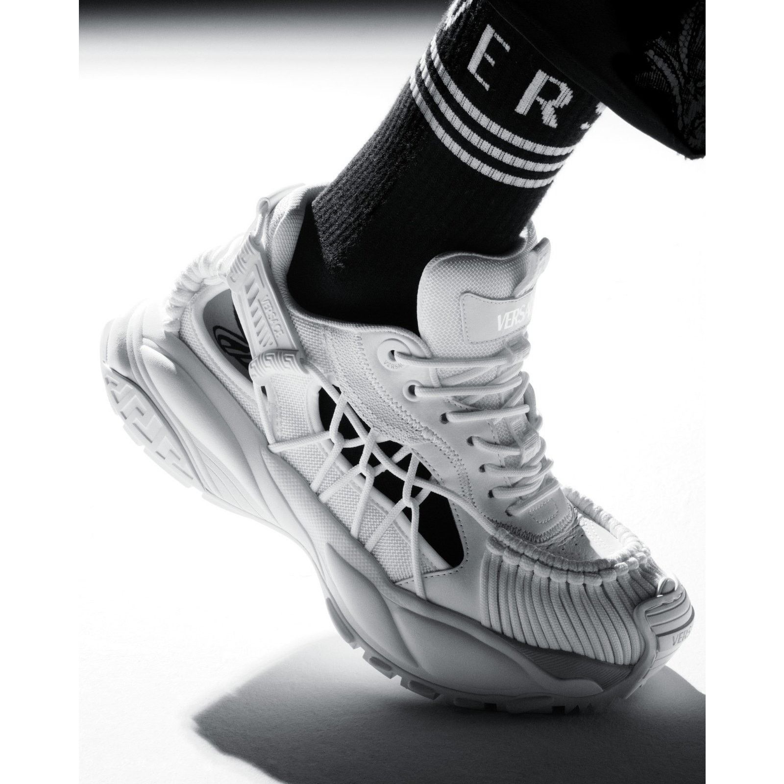 Versace VERSACE MERCURY WHITE LEATHER TOP PLATFORM SNEAKERS 43 10 IT Size US 10 / EU 43 - 2 Thumbnail