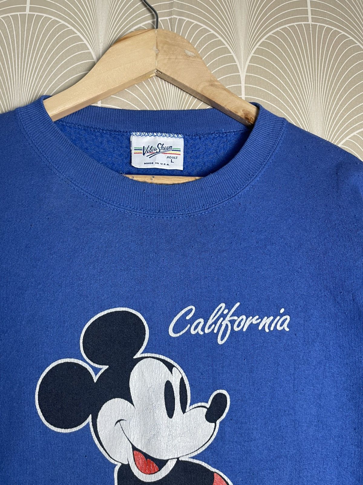 Disney × Mickey Mouse × Velva Sheen VINTAGE 80s MICKEY CALIFORNIA CREWNECK Size US L / EU 52-54 / 3 - 16 Thumbnail