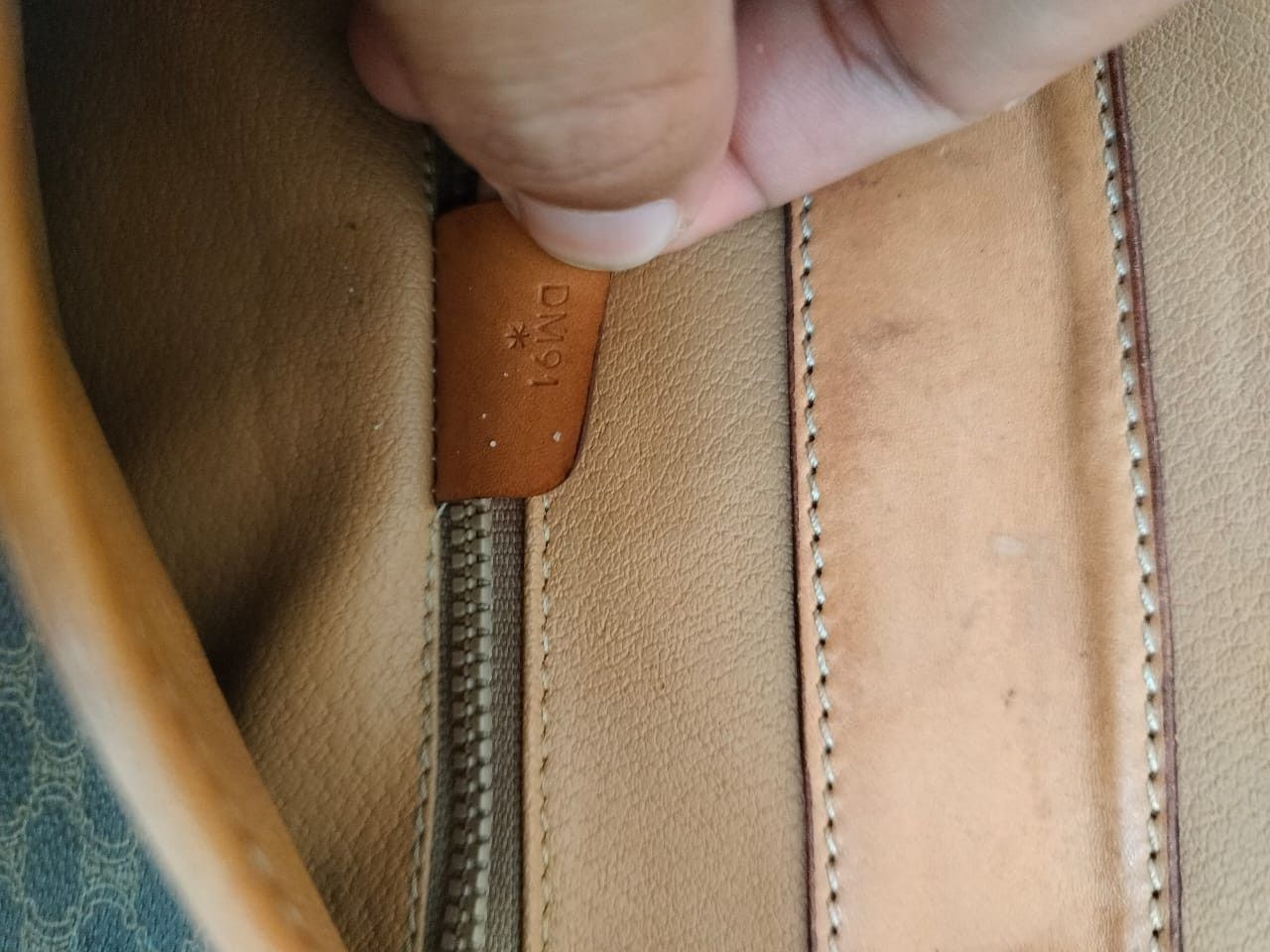 Celine Vintage Celine Paris sling bag Size ONE SIZE - 13 Thumbnail