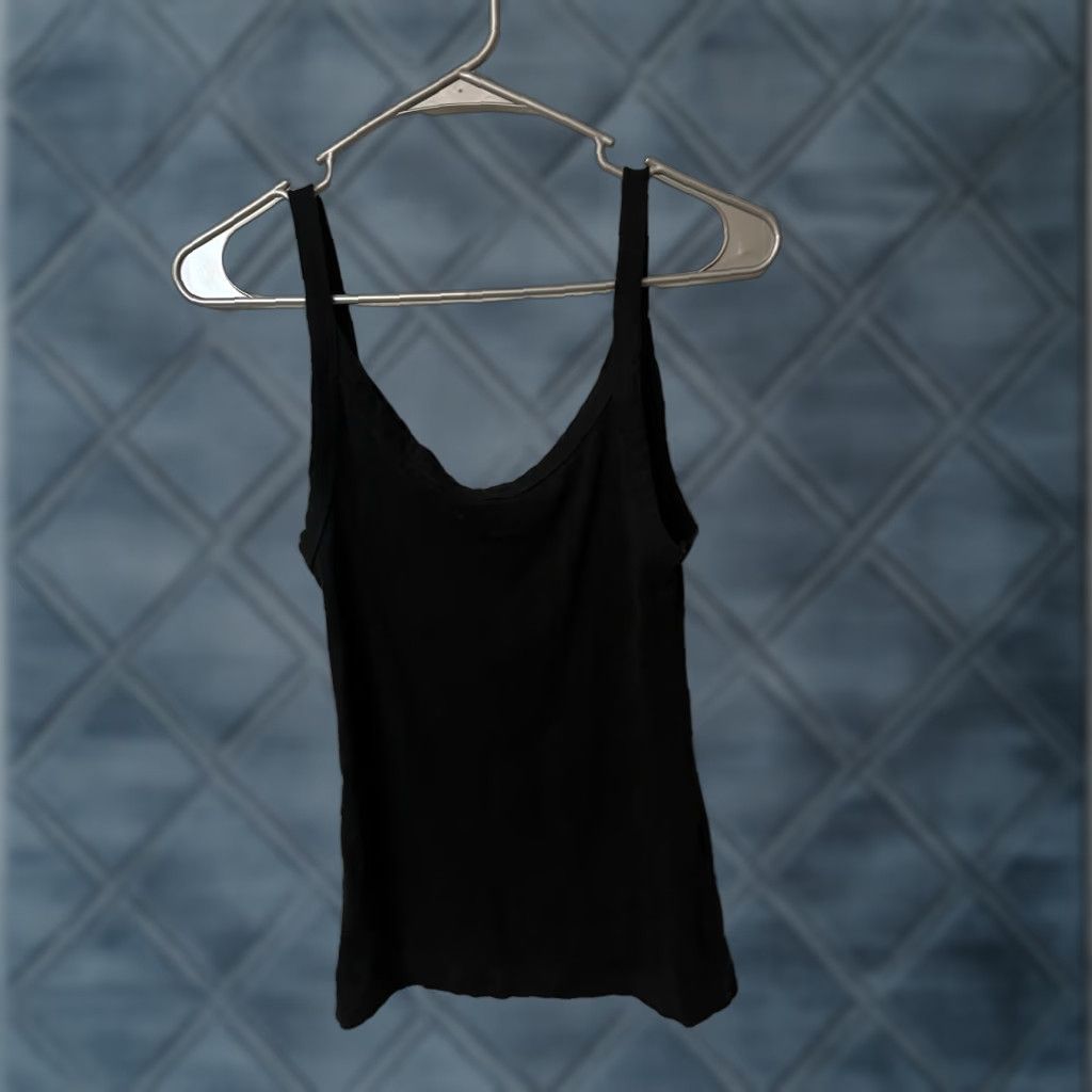 H&M H&M Tank Women Medium Black Solid Ribbed Muscle Shirt Blouse Cami Sleeveless Cotton Modal Knit Tank Women Medium Black Solid Ribbed Size M / US 6-8 / IT 42-44 - 1 Thumbnail