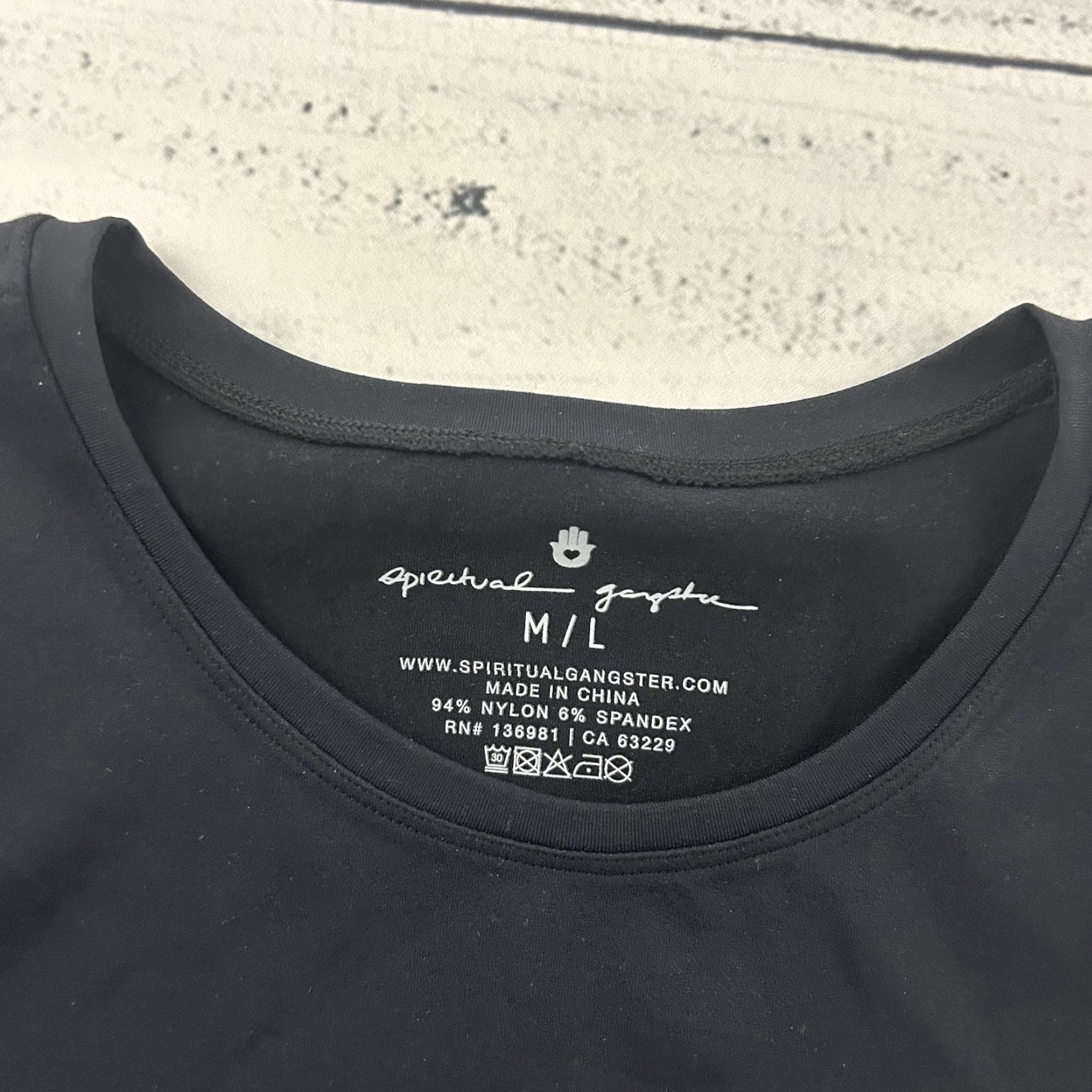Spiritual Gangster Spiritual Gangster Tee Shirt Short Sleeve Women’s M/L Black - Rae Seamless Activewear Shirt Womens M Size M / US 6-8 / IT 42-44 - 3 Thumbnail