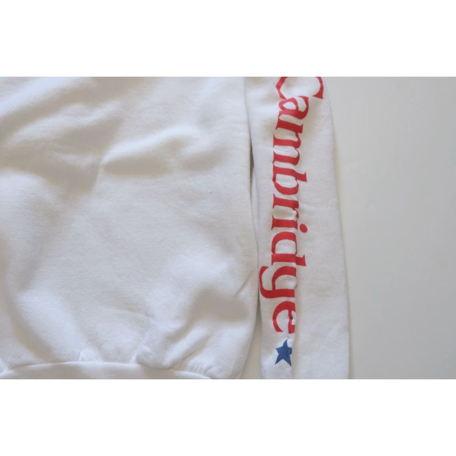 Fruit Of The Loom VINTAGE Fruit of the Loom Cambridge University Crewneck Sweatshirt Men XL White 90s University Logo Graphic Print Sweatshirt Size US XL / EU 56 / 4 - 4 Thumbnail