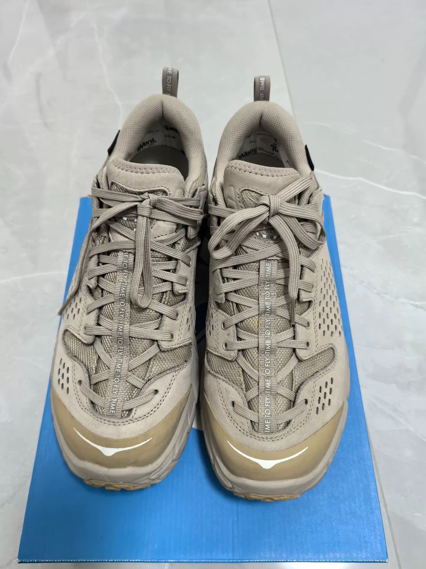 Hoka Hoka One One Ultra Low Sand Color Size US 11 / EU 44 - 1 Thumbnail