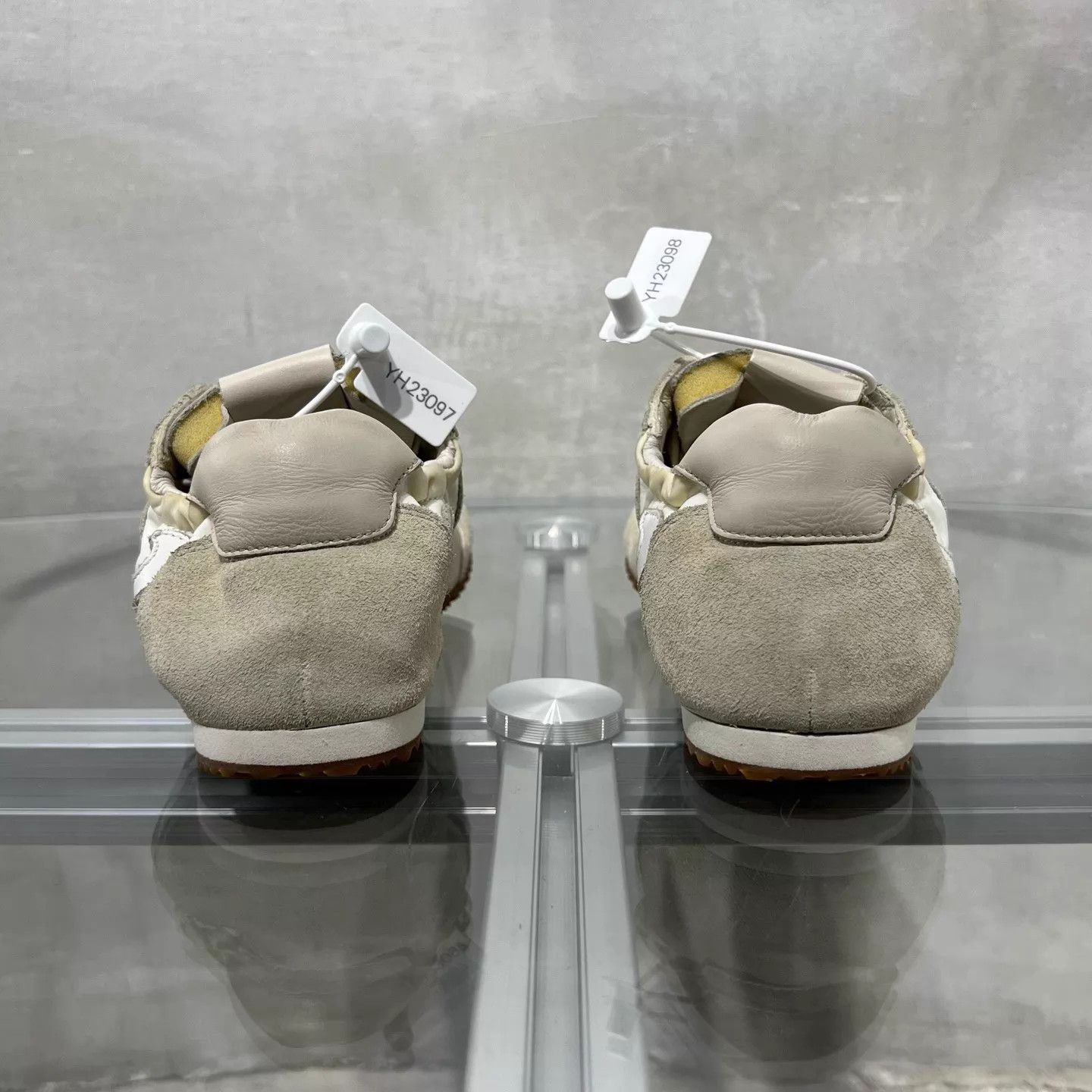 Loewe Loewe women's off-white trainers EU 35 Size US 4.5 / IT 34.5 - 6 Thumbnail