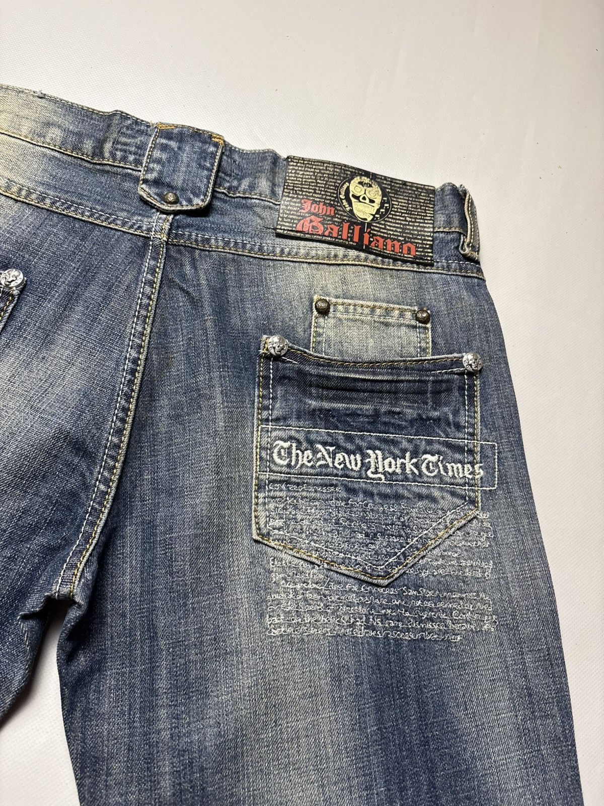 John Galliano Vintage John Galliano Denim Short Size US 31 - 3 Thumbnail