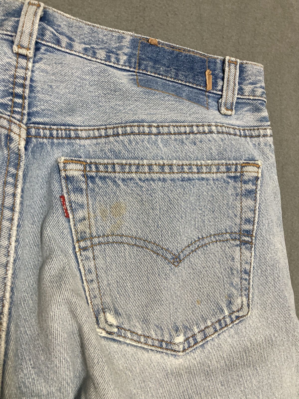 Levi's Vintage 90’s Levis 501 jeans Made in USA for Men Size US 34 / EU 50 - 12 Thumbnail