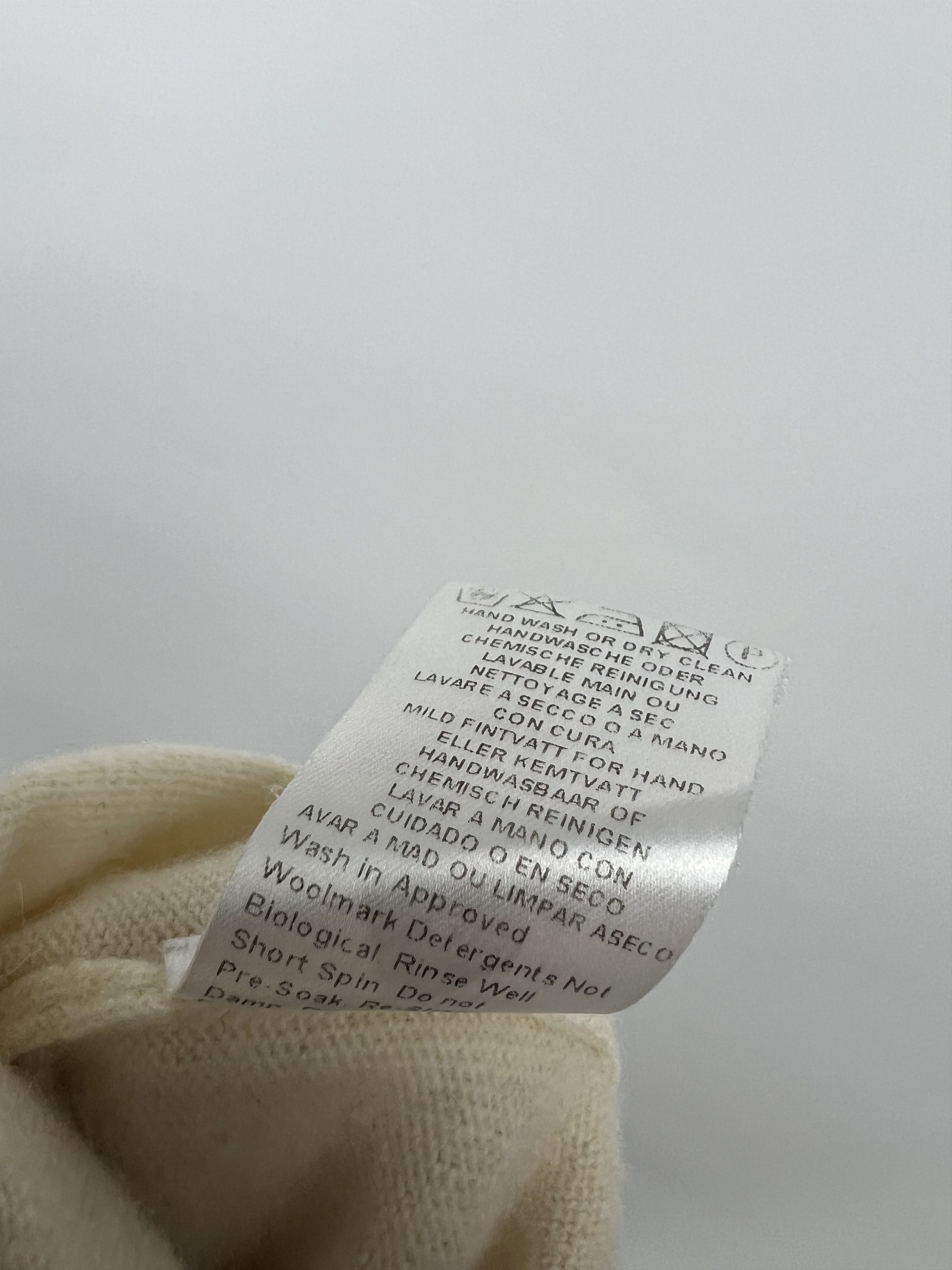 Burberry Burberrys Vintage Women’s Wool Sweater Size 112cm 44” Size L / US 10 / IT 46 - 11 Thumbnail