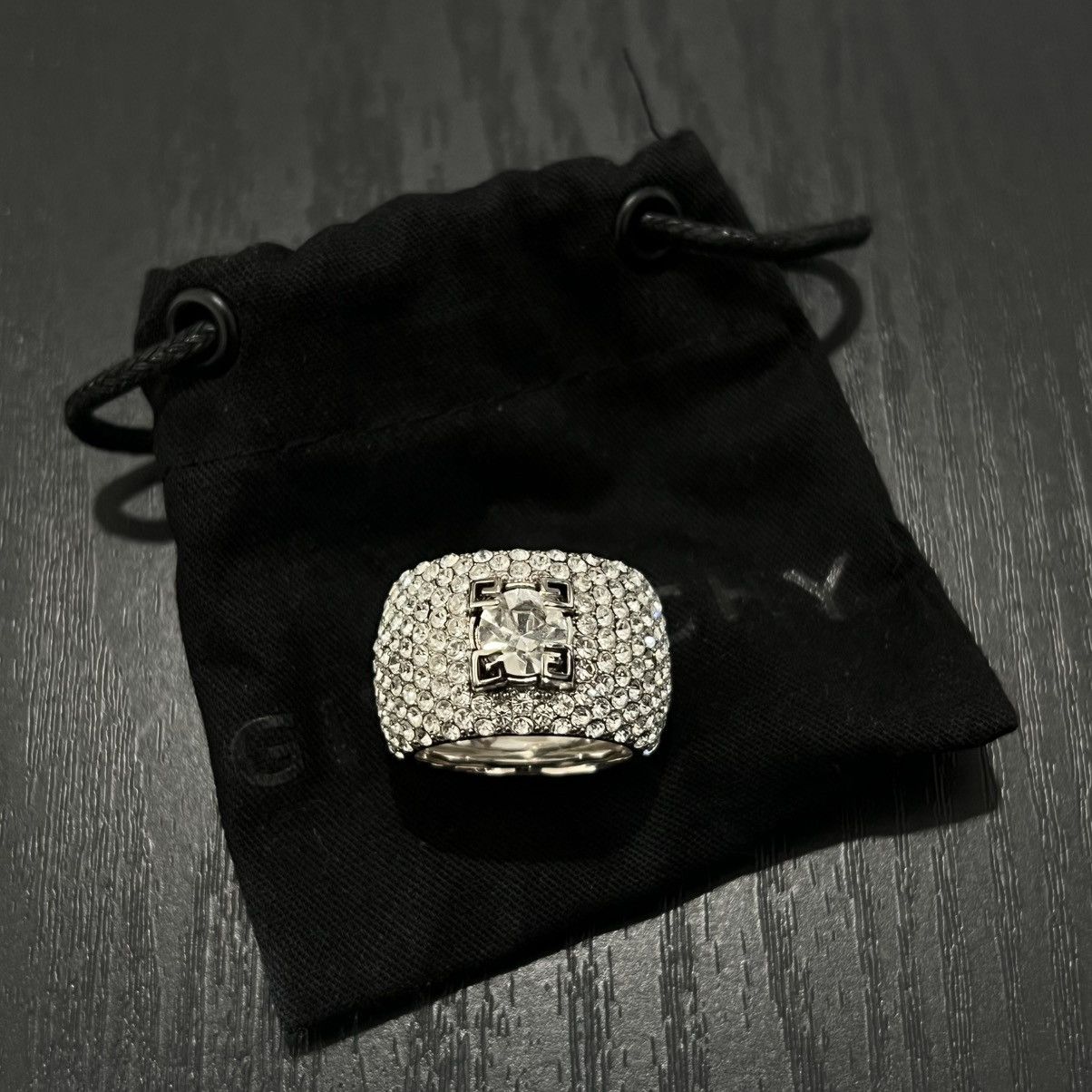 Givenchy Givenchy 4G Crystal Claw Paved Ring Size ONE SIZE - 1 Thumbnail