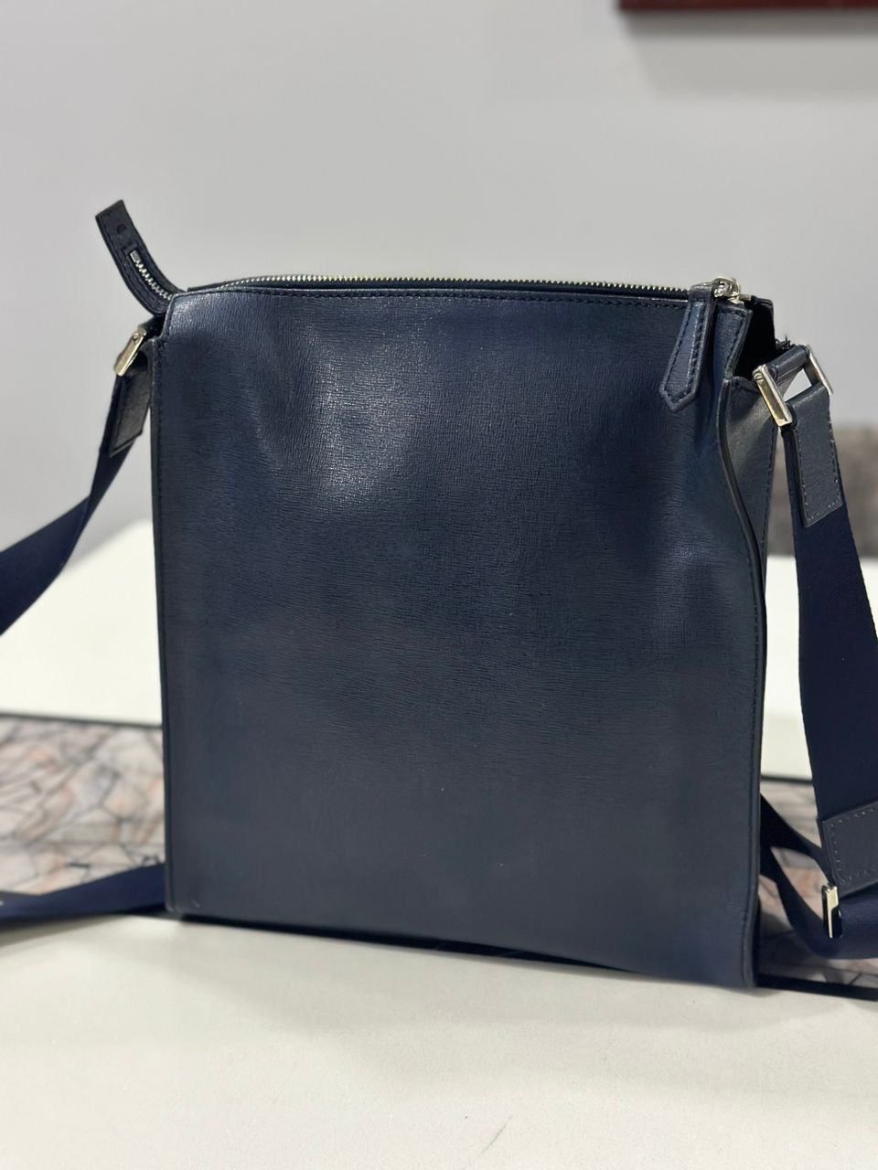 Fendi Authentic FENDI Shoulder Bag Calfskin Leather Size ONE SIZE - 2 Thumbnail