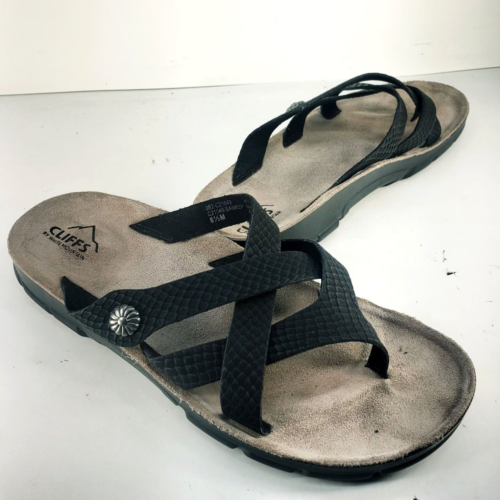 Vintage Cliffs by White Mountain Banksy Black Snake Print Strappy Sandals Womens 8.5M Size US 9 / IT 39 - 4 Thumbnail