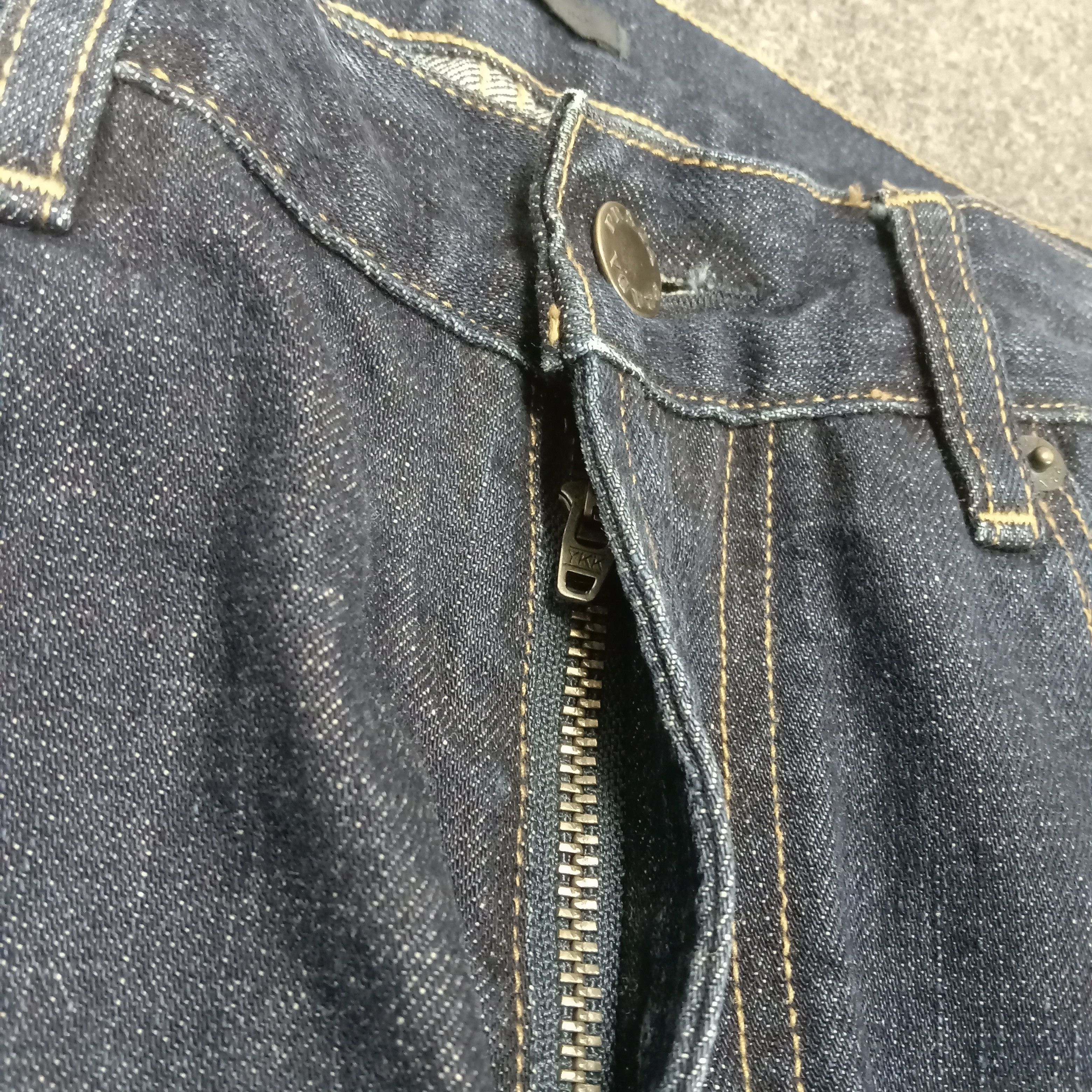 Prada PRADA Italian Luxury Brand Designer Denim Jeans Size US 33 - 3 Thumbnail