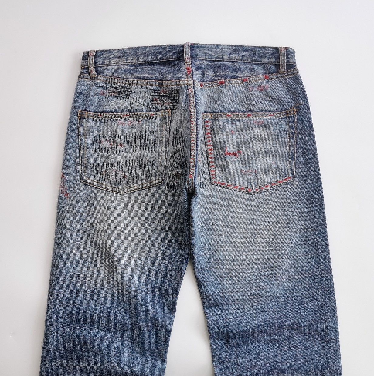Japanese Brand Reddish Vibgyor Distressed Repair Denim Jeans Size US 33 - 8 Thumbnail