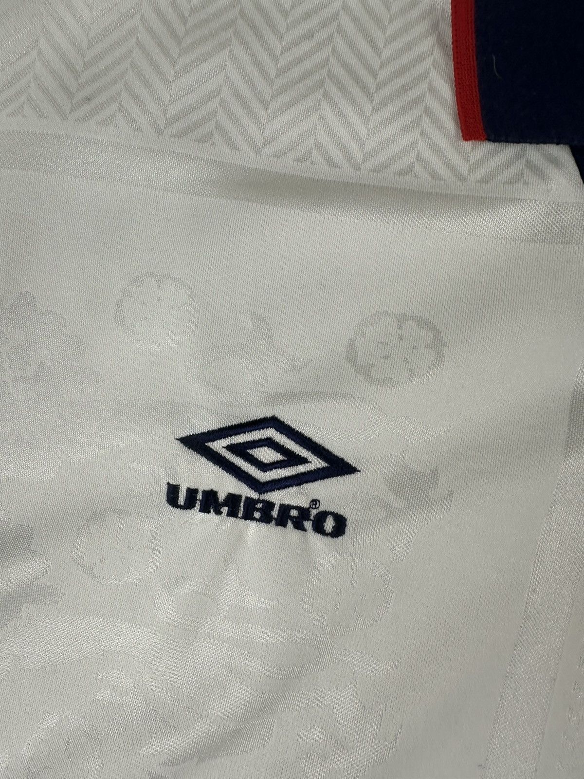 Umbro Umbro England National Team 1993/94 Home Retro Jersey Size US L / EU 52-54 / 3 - 6 Thumbnail