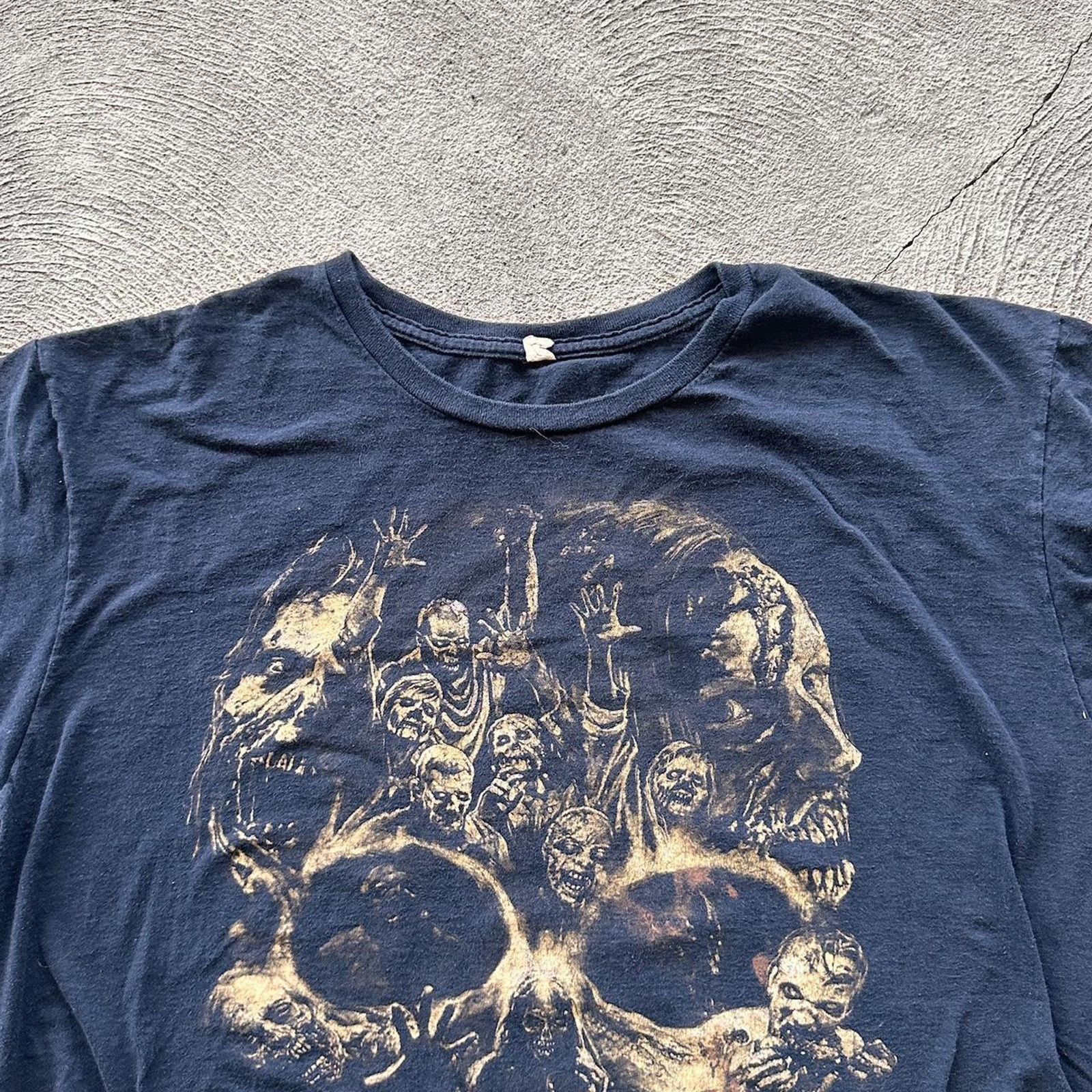 Affliction The walking dead skull tee Size US L / EU 52-54 / 3 - 2 Thumbnail