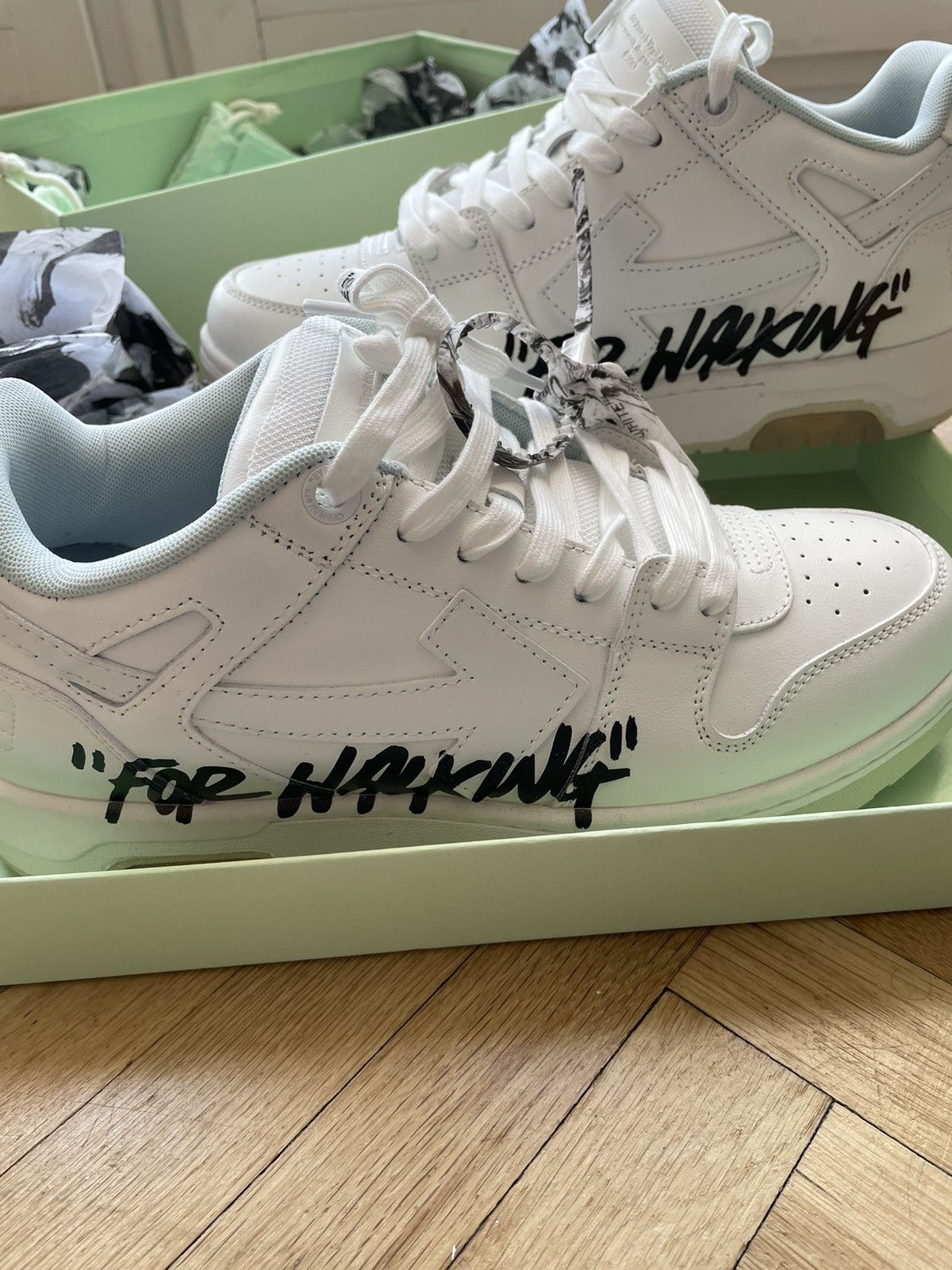Off-White Off-White out of office 🤍 Size US 10 / EU 43 - 7 Thumbnail