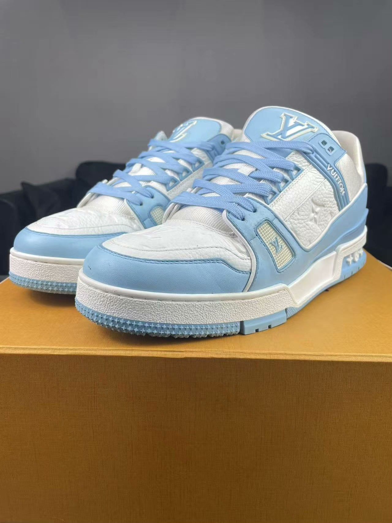 Louis Vuitton Louis Vuitton Training Blue Lowtop Sneakers 10 Men Size US 10 / EU 43 - 1 Thumbnail