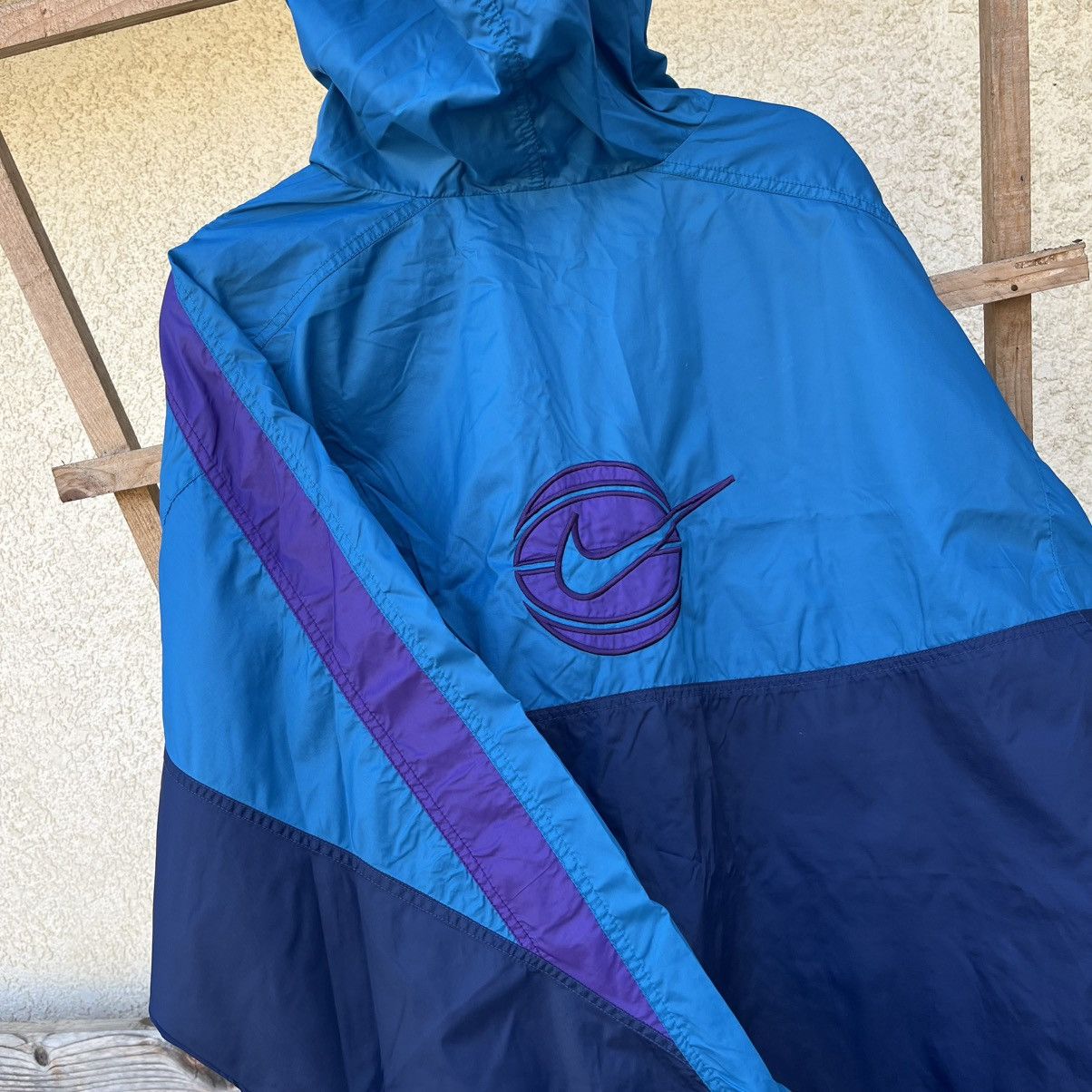 NBA × Nike × Vintage Vintage 90's Nike Basketball Player Windbreaker Jacket Size US XL / EU 56 / 4 - 2 Thumbnail