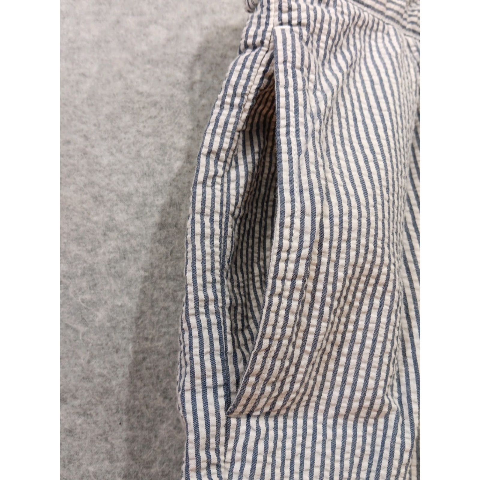 Polo Ralph Lauren VINTAGE Polo Ralph Lauren Shorts Mens Size 40 Blue White Striped Seersucker Golf GUC Size US L / EU 52-54 / 3 - 4 Thumbnail