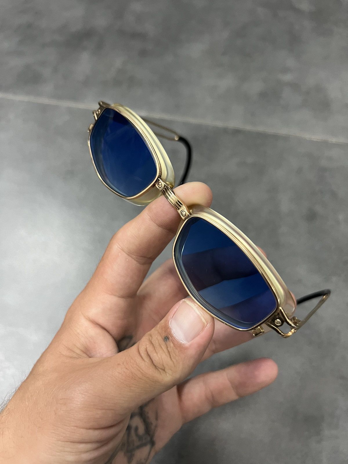 Jean Paul Gaultier Jean Paul Gaultier Tupac 1990s JPG logo Sunglasses Size ONE SIZE - 6 Thumbnail