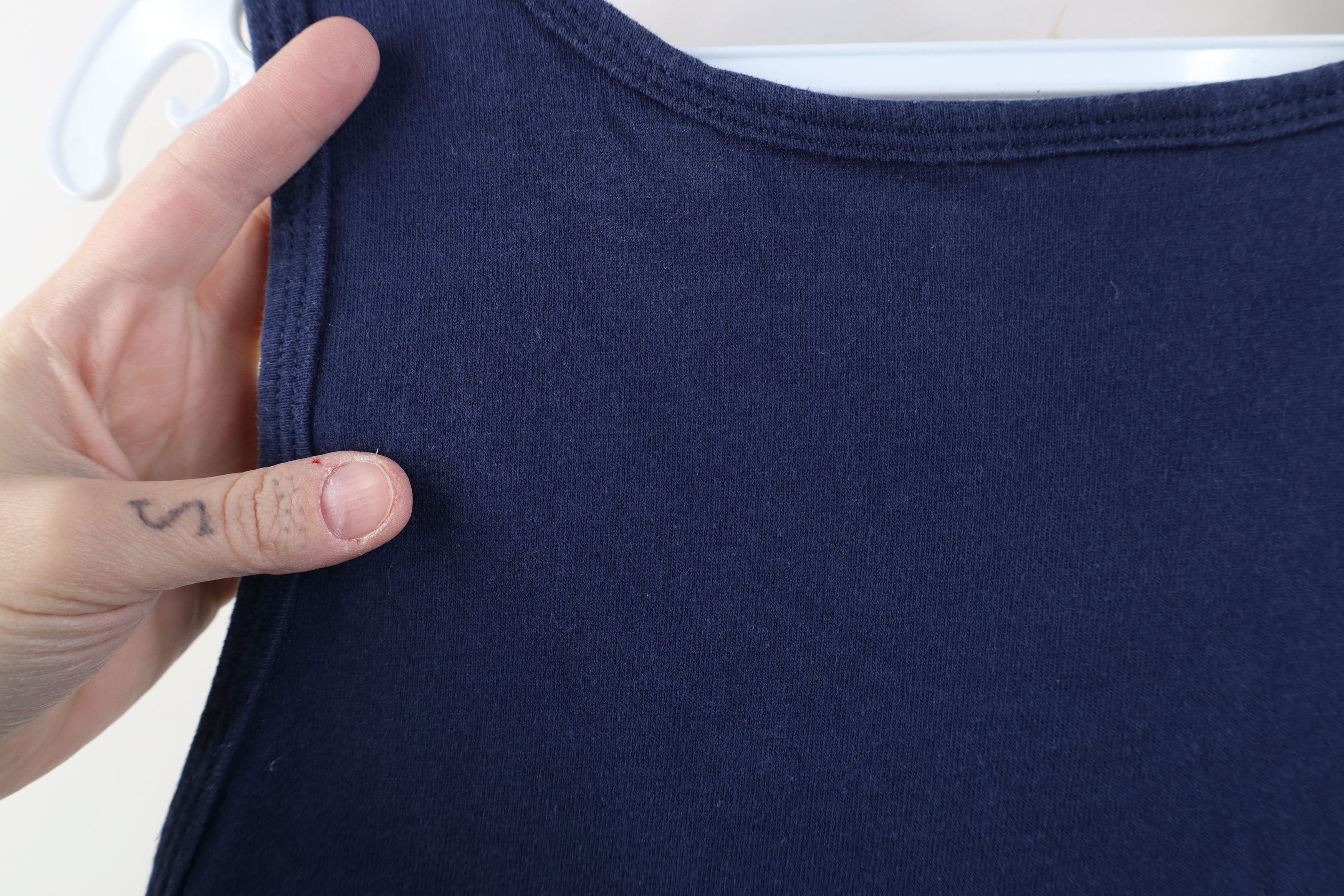Vintage Vintage 90s Streetwear Blank Tank Top T-Shirt Navy Blue Size US M / EU 48-50 / 2 - 6 Thumbnail