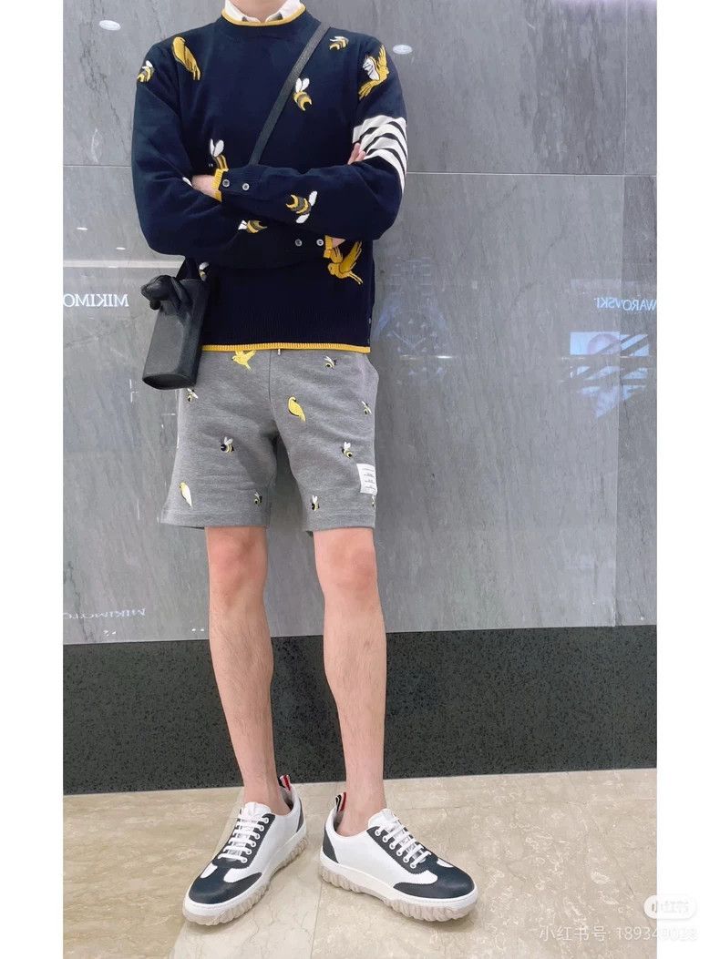Thom Browne Thom browne size 1 Bee Bird Embroidered Shorts Size US 28 / EU 44 - 8 Thumbnail