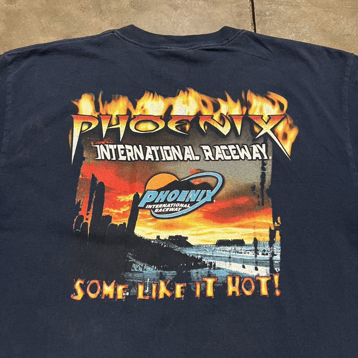 NASCAR Vintage Y2K NASCAR Racing T Shirt Phoenix Raceway Y2K Flames Size US L / EU 52-54 / 3 - 7 Thumbnail