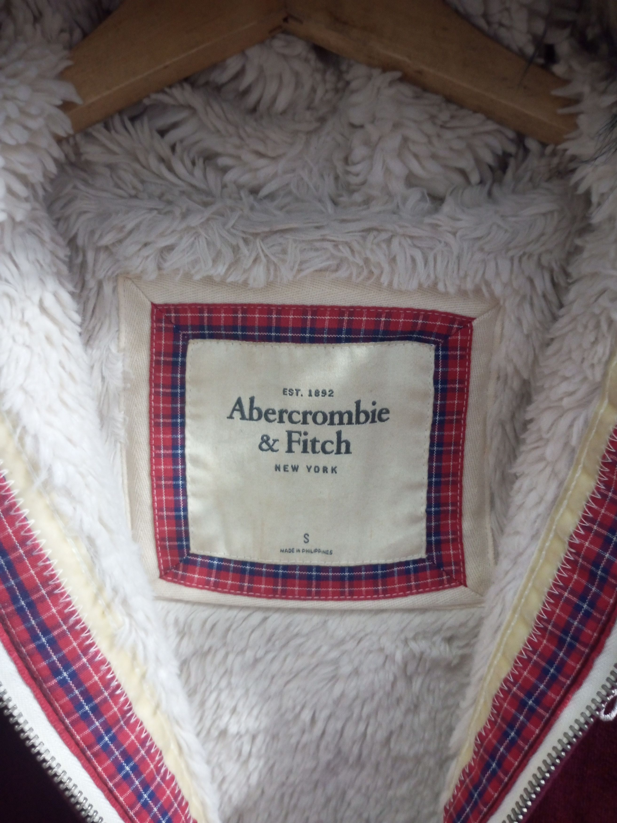 Abercrombie & Fitch Vintage abercrombie maroon fur hoodie Size US S / EU 44-46 / 1 - 10 Thumbnail