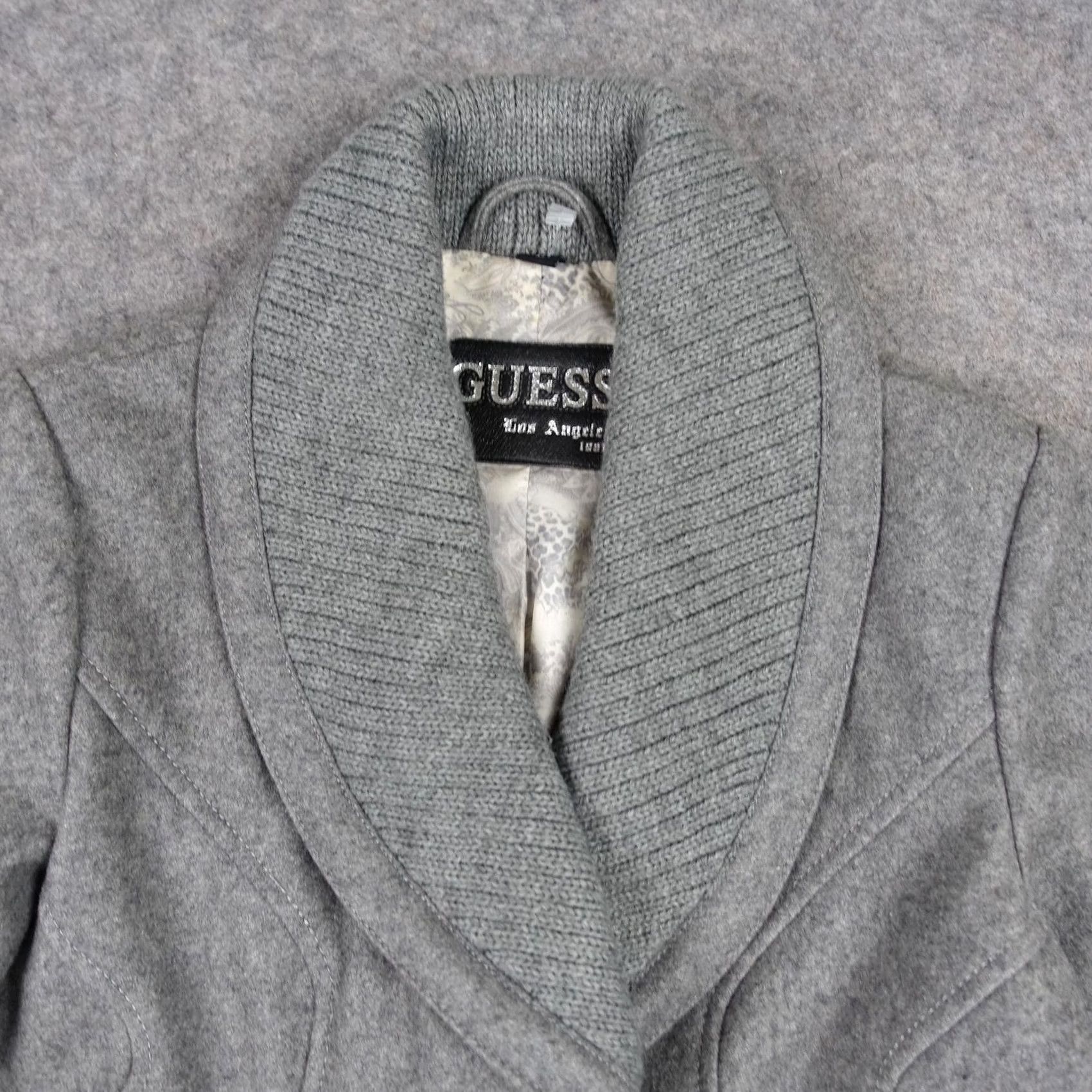 Guess VINTAGE Guess Coat Womens M Gray Wool Shawl Collar Double Breasted Peacoat Size M / US 6-8 / IT 42-44 - 2 Thumbnail
