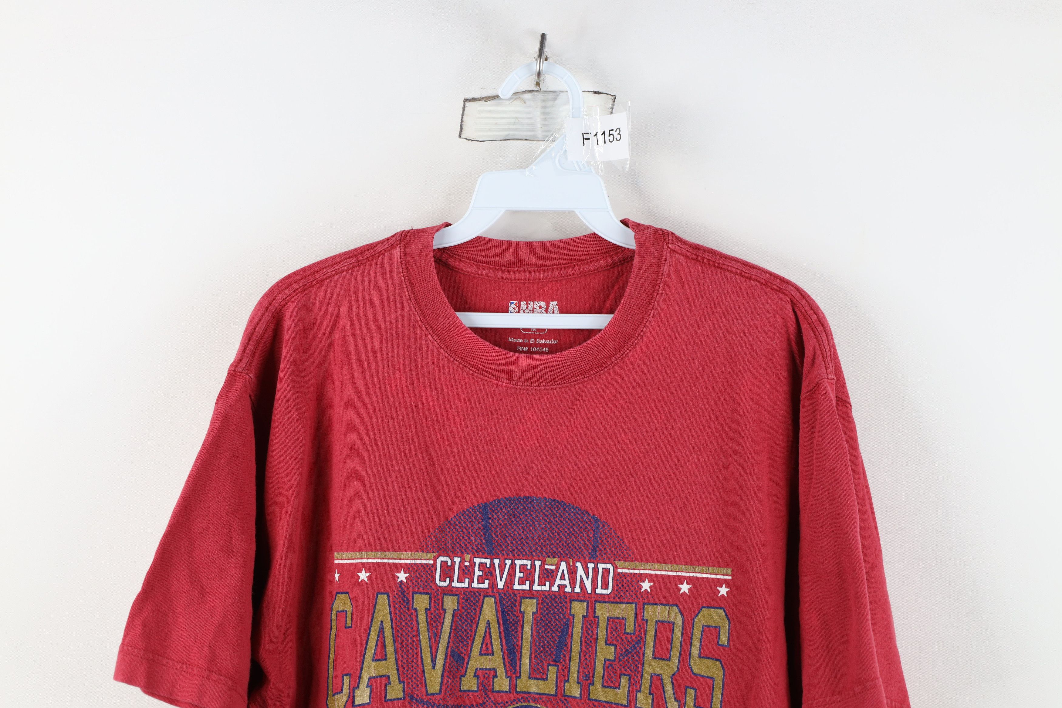 Vintage Vintage Y2K Cleveland Cavaliers Basketball T-Shirt Lebron Size US M / EU 48-50 / 2 - 2 Thumbnail
