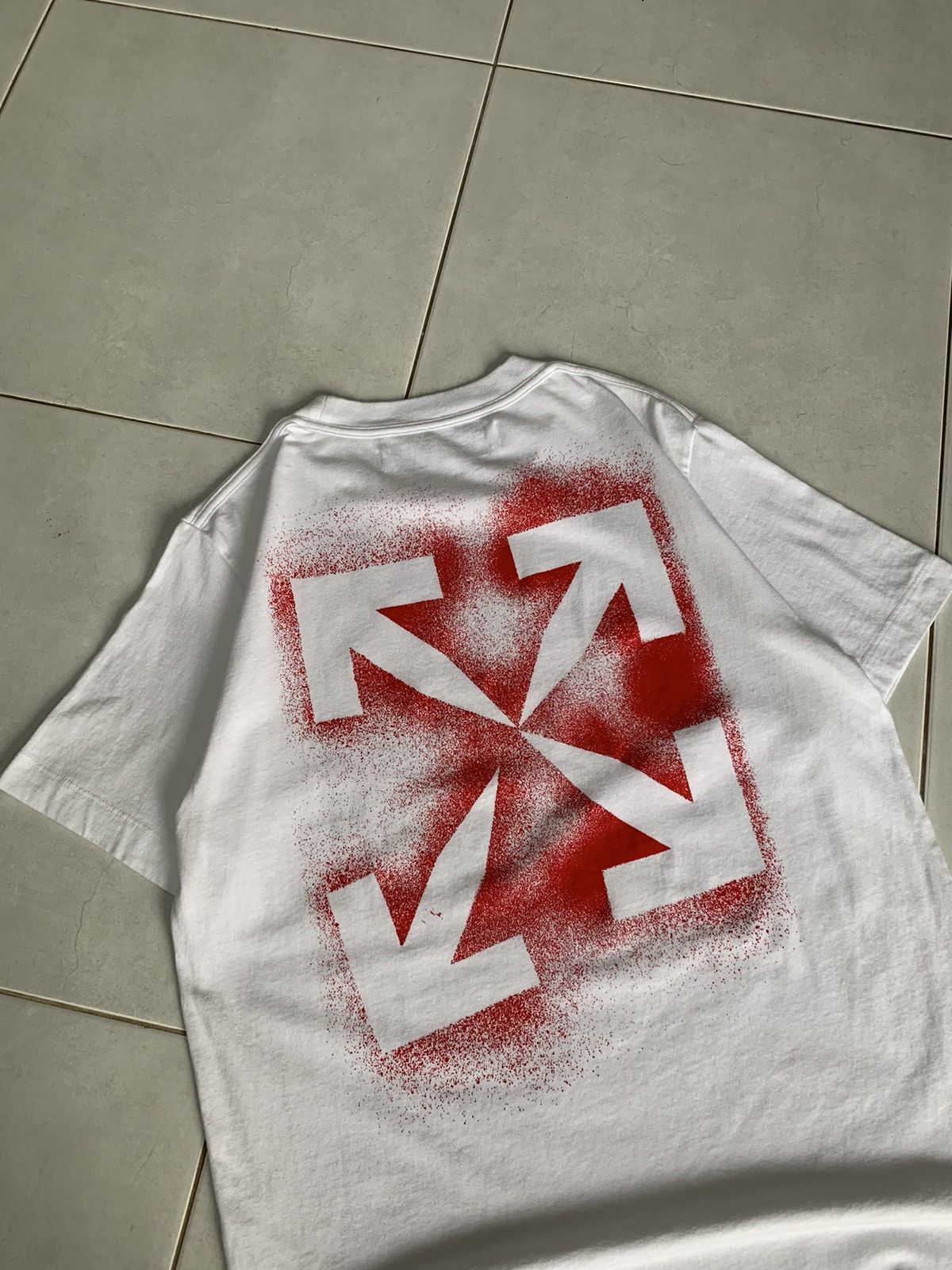Off-White Off-White White and Red Stencil Arrows Oversized T-Shirt Size US M / EU 48-50 / 2 - 3 Thumbnail