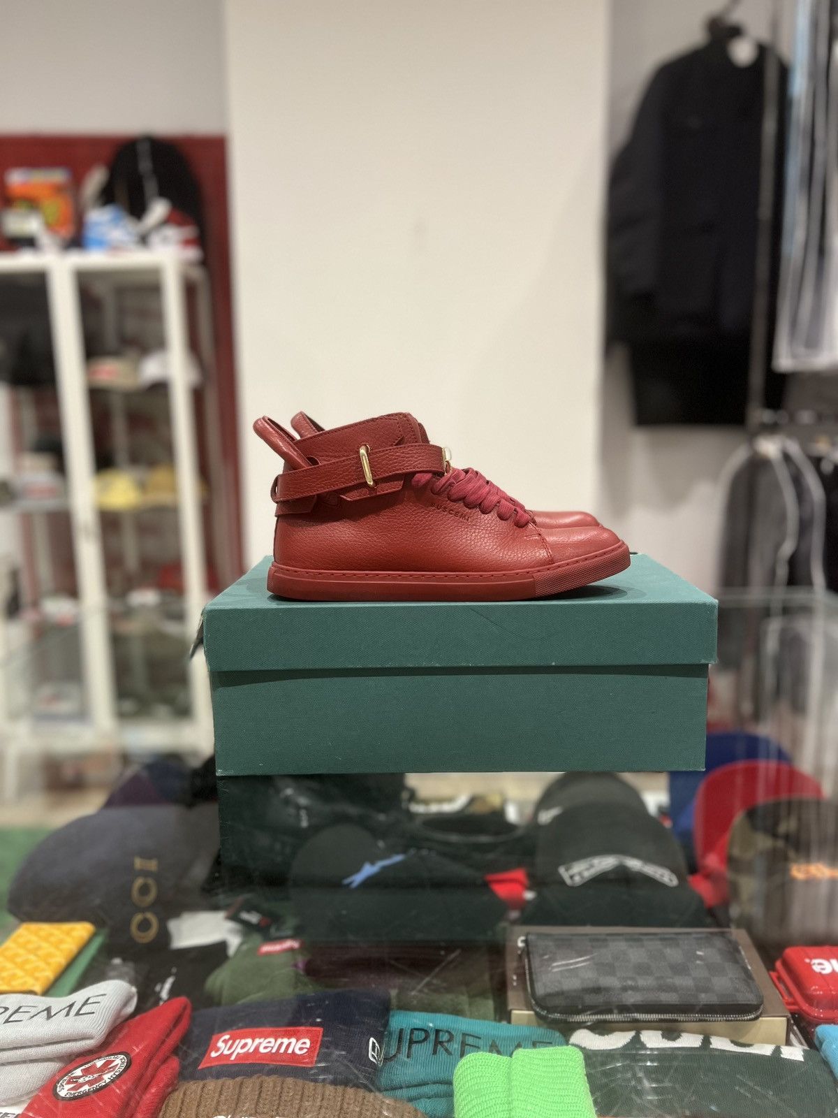 Buscemi Buscemi 100MM High Top Sneaker Red Size US 7 / EU 40 - 1 Thumbnail