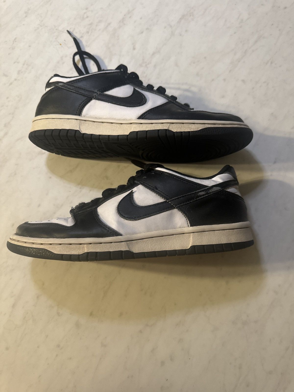 Nike LOW NIKE PANDA DUNKS Size US 8 / IT 38 - 2 Thumbnail