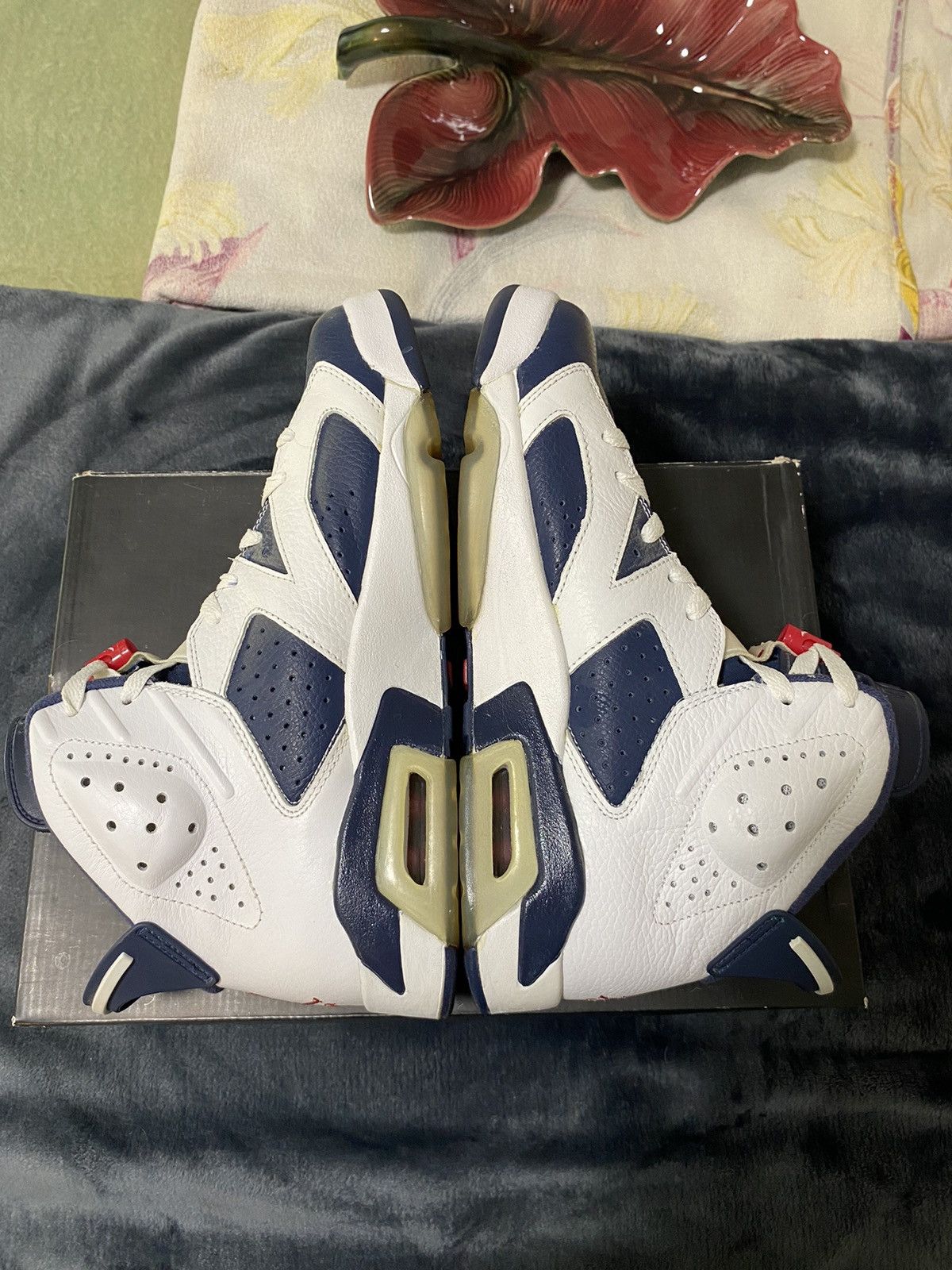Designer × Jordan Brand Air Jordan 6 Olympic 2012 Size US 9.5 / EU 42-43 - 7 Thumbnail