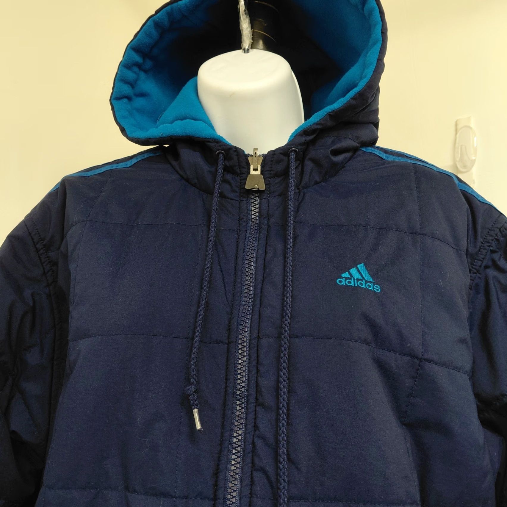 Adidas Adidas Reversible Jacket Womens L Large Blue Hooded Striped Lining Turquoise Stripe Track Jacket Short Sleeve? Wait. Size L / US 10 / IT 46 - 6 Thumbnail