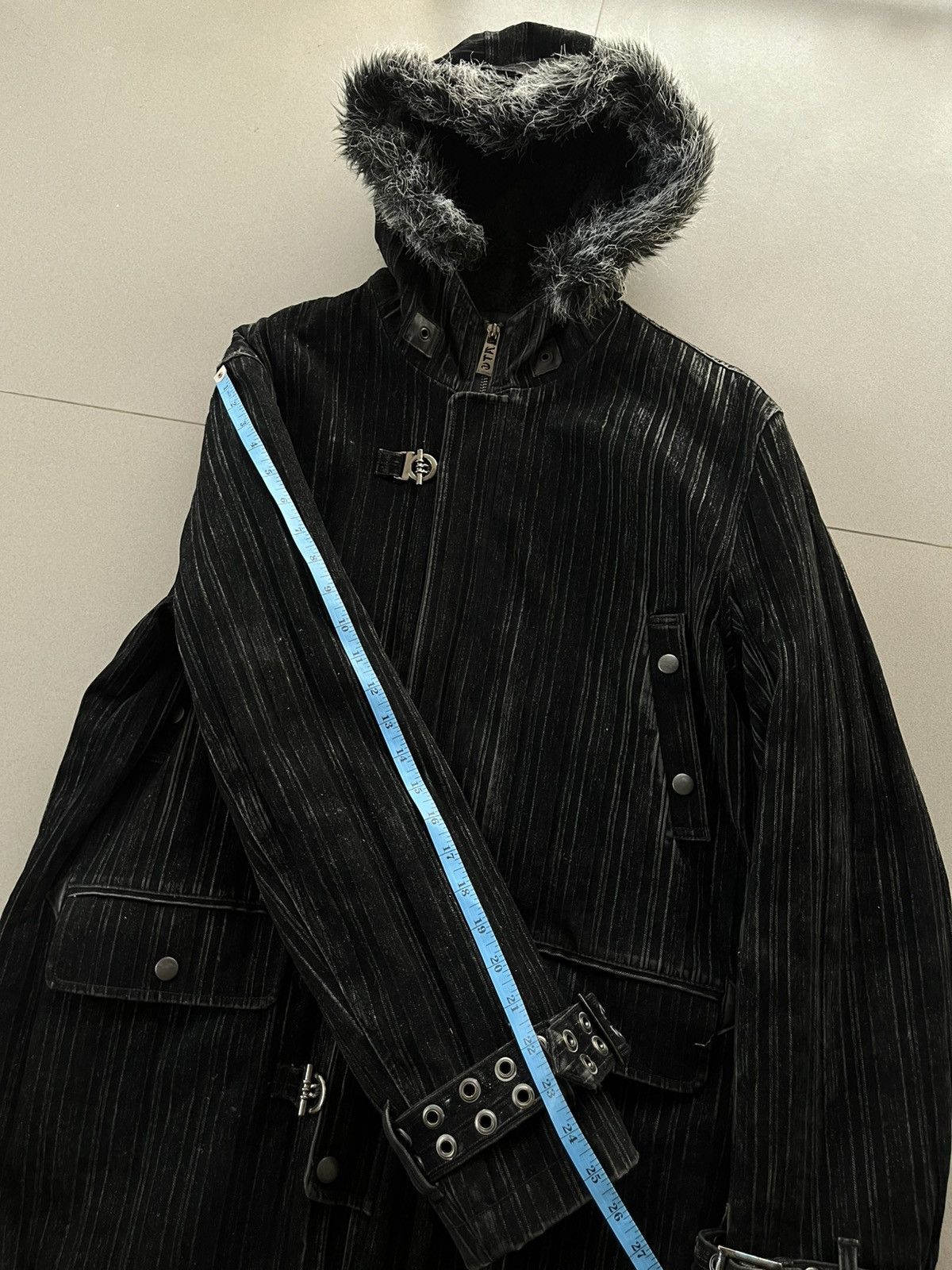 14th Addiction JAPANESE IN THE ATTIC CORDUROY FUR BONDAGE JACKET VKEI PUNK Size US L / EU 52-54 / 3 - 11 Thumbnail