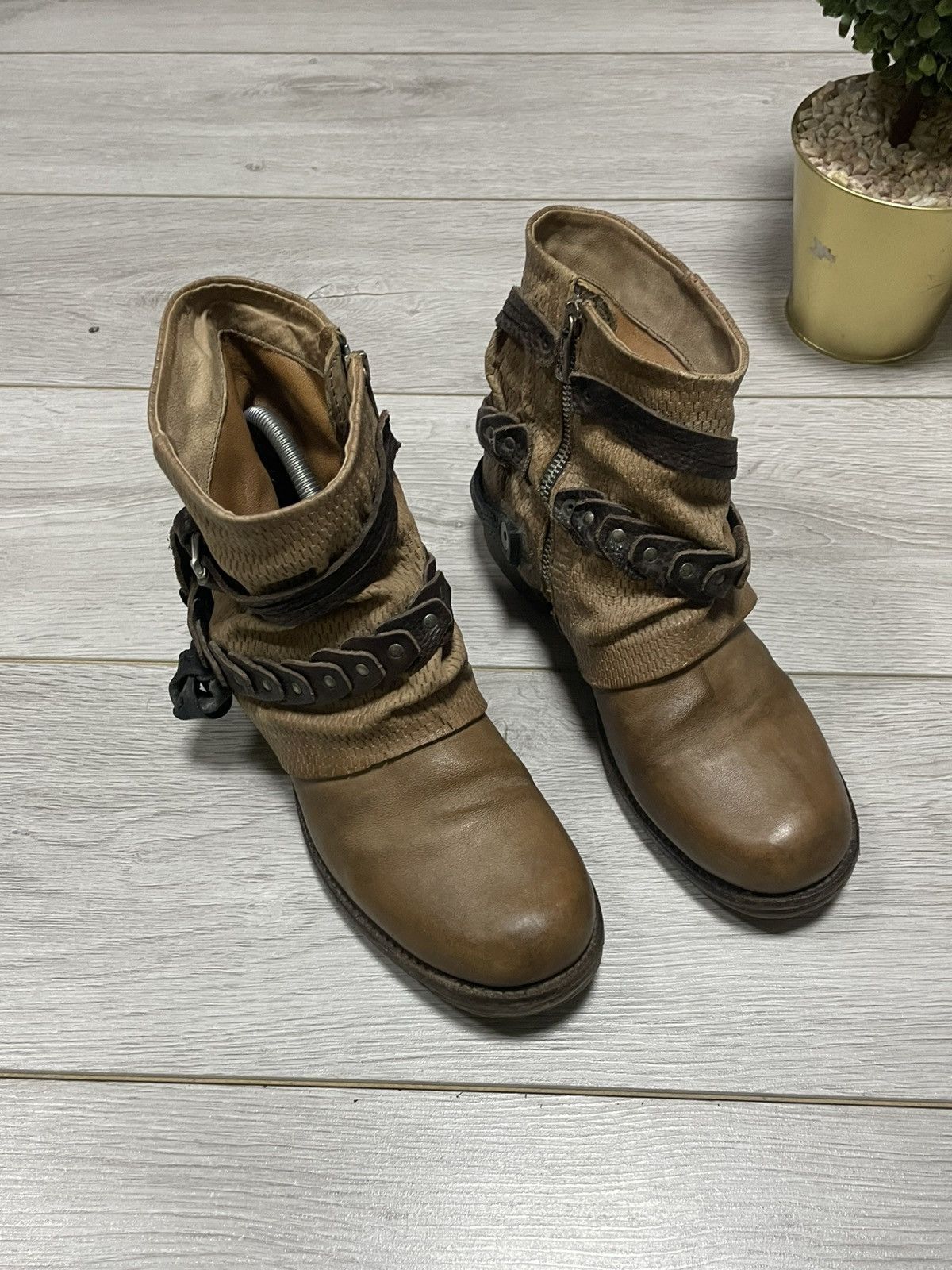 A.S.98 A.S.98 engineered belted avant garde boots leather Size US 9 / IT 39 - 2 Thumbnail