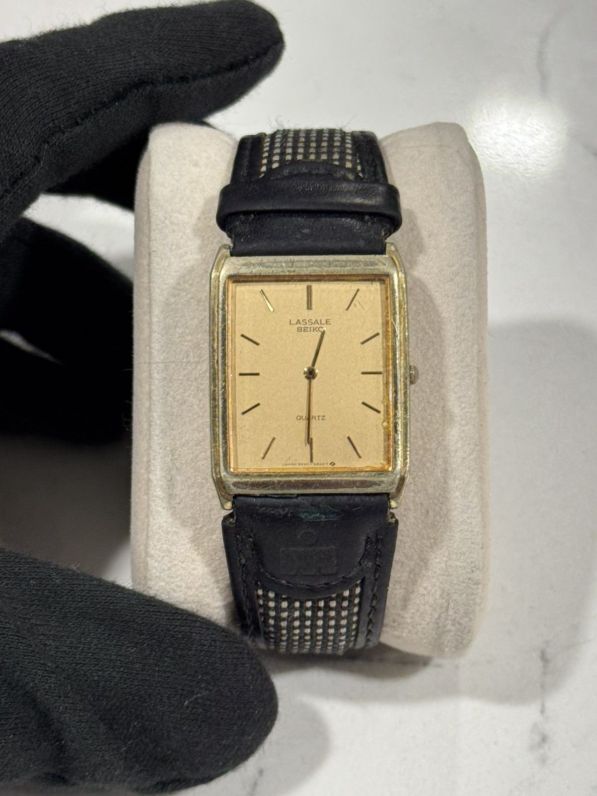 Seiko Vintage Seiko Lassale Gold Quartz Tank Watch Champagne Dial Size ONE SIZE - 1 Thumbnail