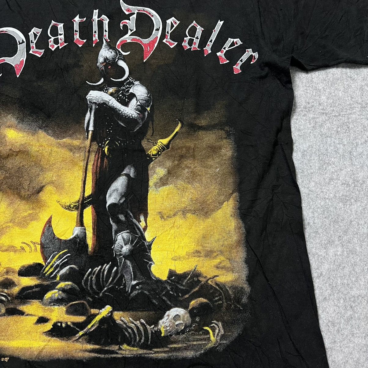 Vintage “Death Dealer” Frank Frezetta. 90s Size US L / EU 52-54 / 3 - 7 Thumbnail