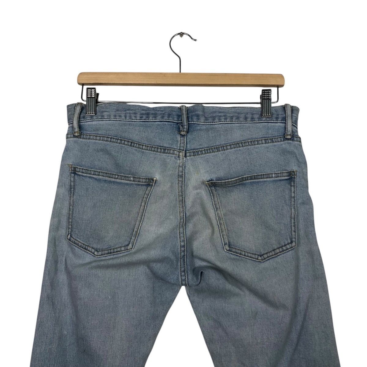 Japanese Brand SHIPS “Destroyed Knee” Slim Denim Issey Miyake Size 30" / US 8 / IT 44 - 10 Thumbnail