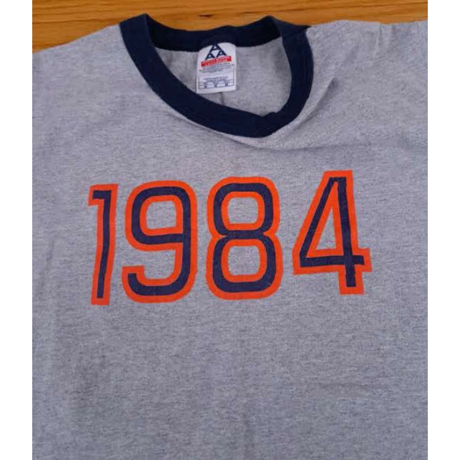Vintage Detroit Tigers 1984 T-Shirt Alstyle Gray Crew Neck Short Sleeve M Men Sports Shirt Size US M / EU 48-50 / 2 - 3 Thumbnail