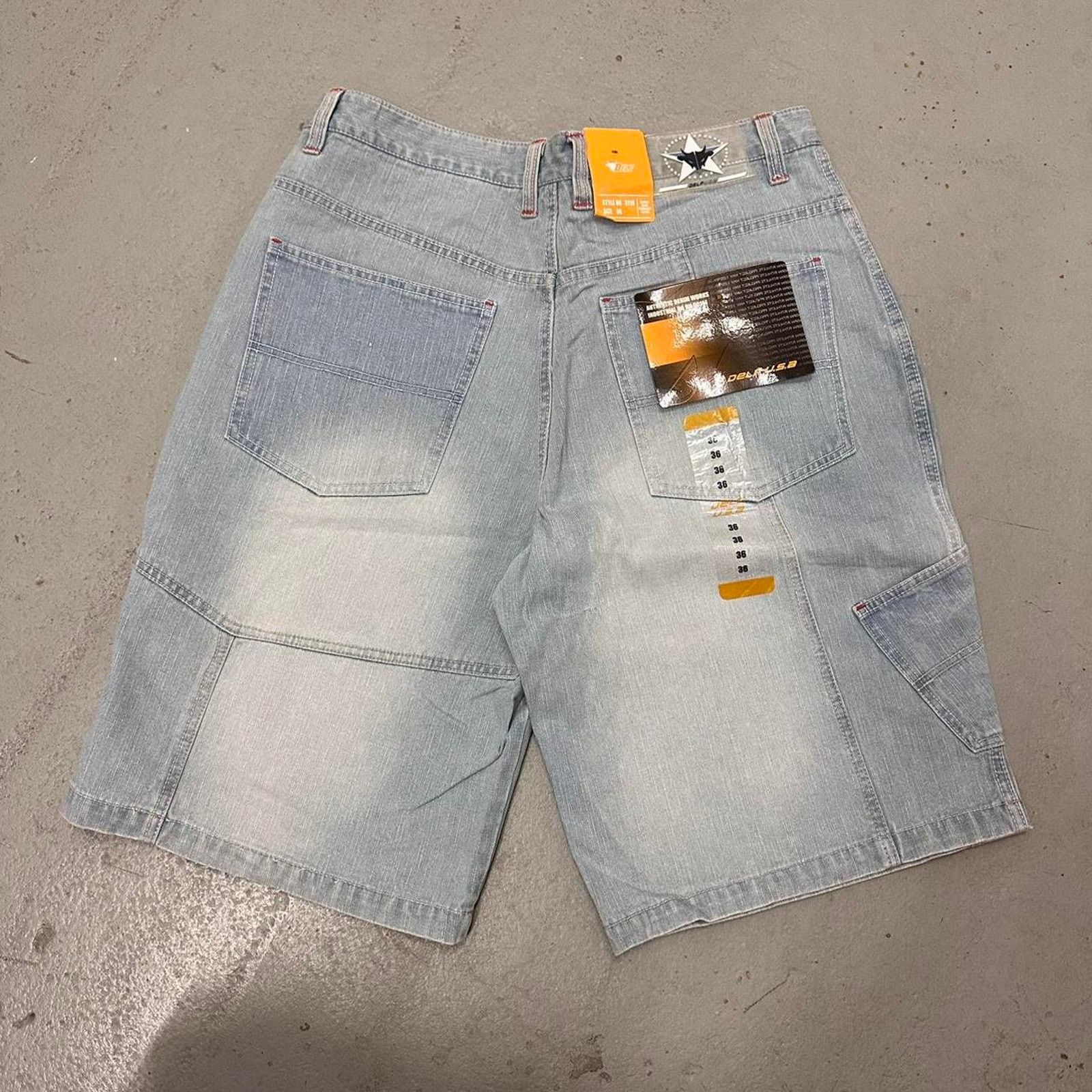 Vintage Vintage Baggy Y2k Urban Wide Leg DELF Shorts Blue Men Sz 36 Size US 36 / EU 52 - 2 Thumbnail